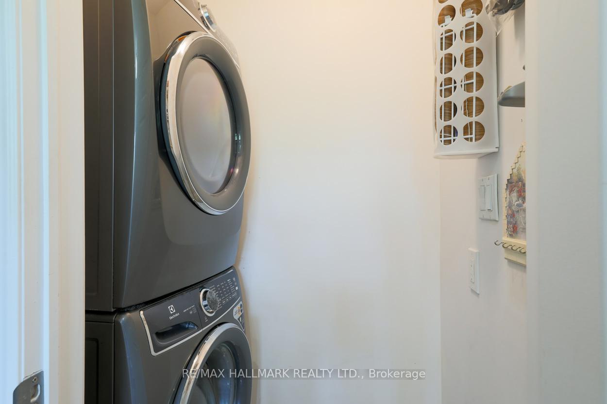 Photo 15 of 3757 B St Clair Avenue E, Scarborough, Cliffcrest — HOMEH