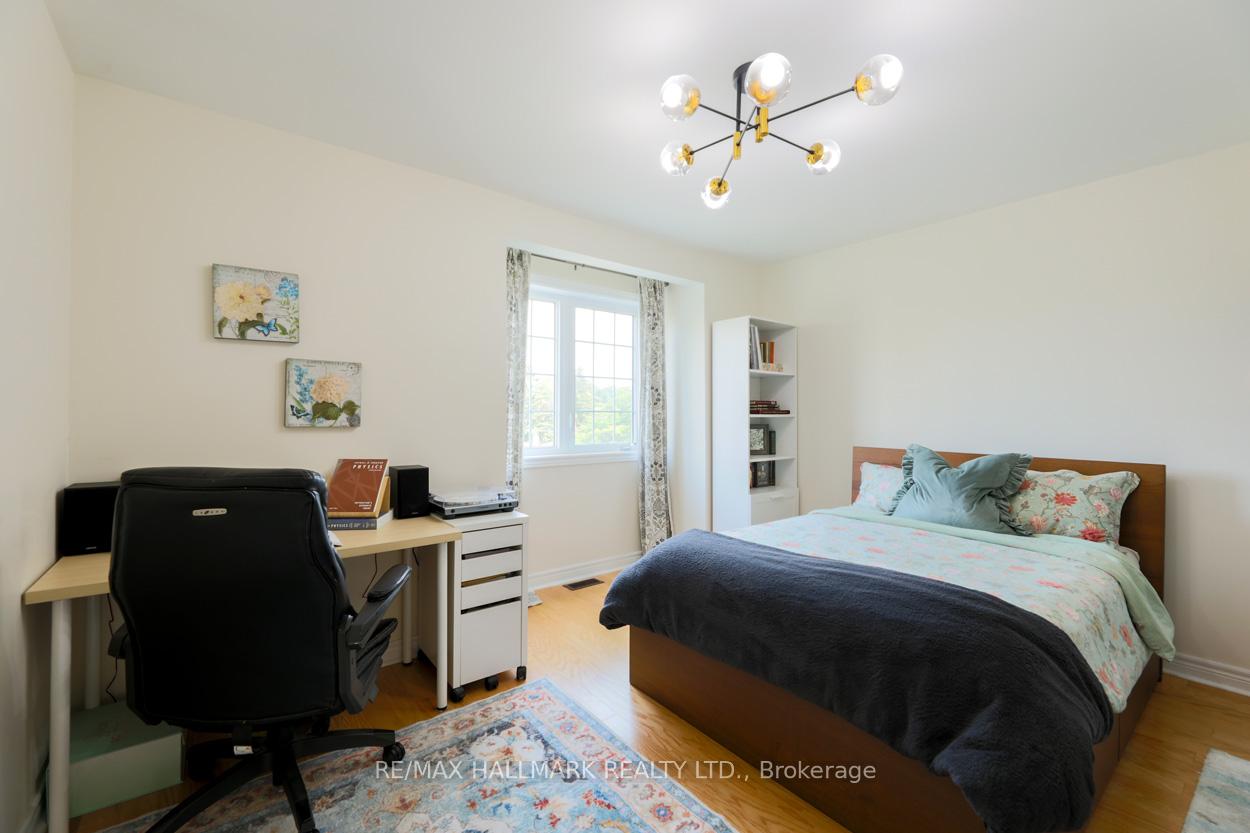 Photo 16 of 3757 B St Clair Avenue E, Scarborough, Cliffcrest — HOMEH