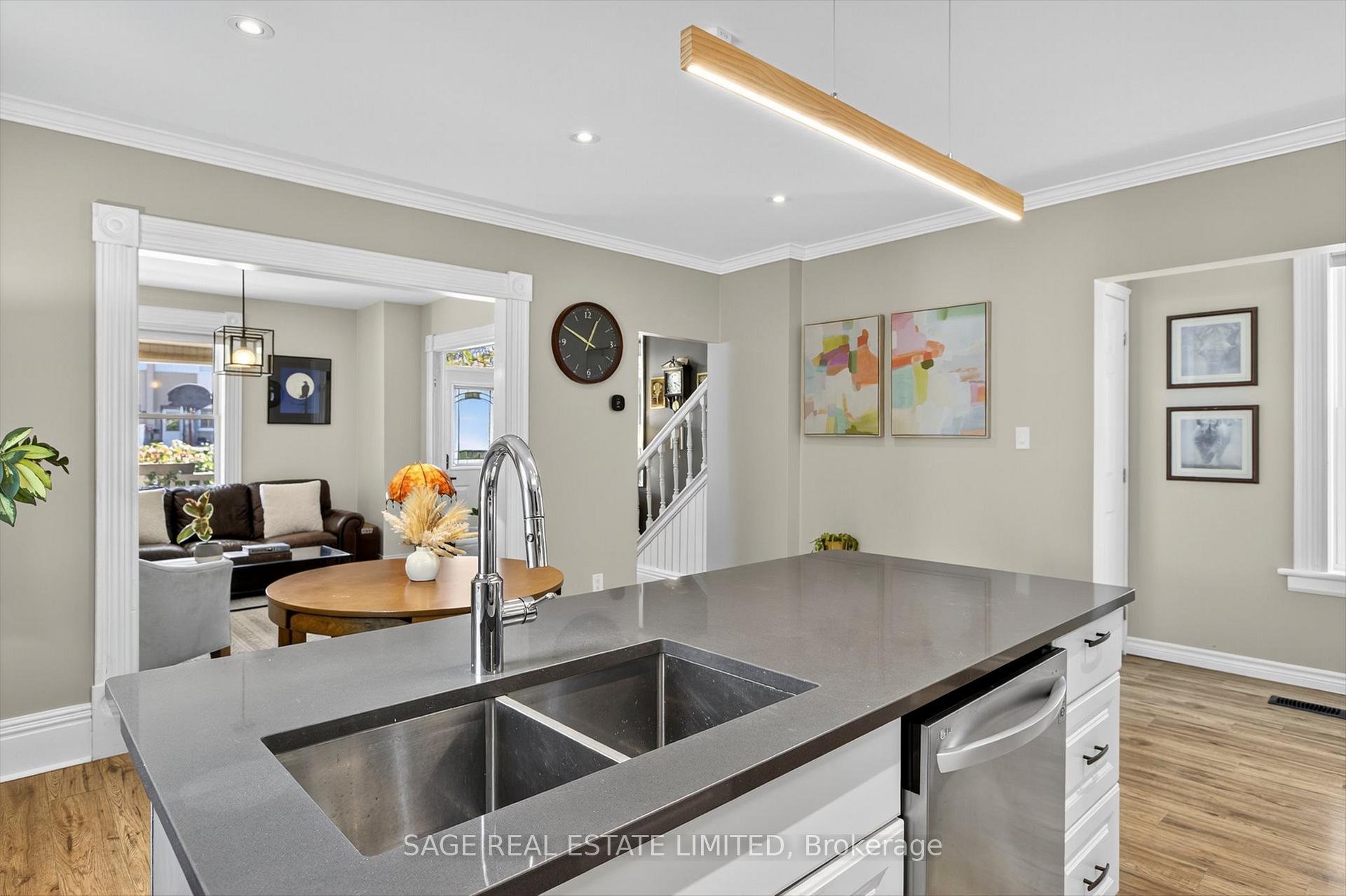Photo 22 of 72 Victoria Avenue, Peterborough, Northcrest Ward 5 — HOMEH