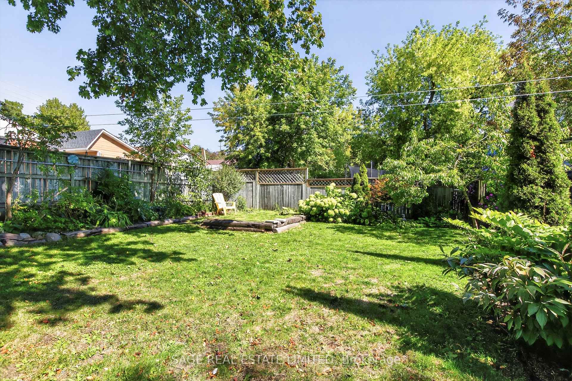 Photo 34 of 72 Victoria Avenue, Peterborough, Northcrest Ward 5 — HOMEH