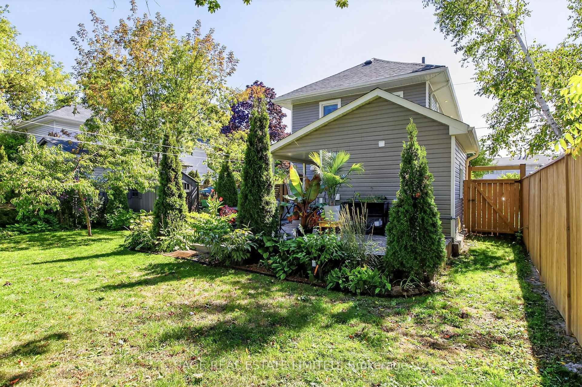 Photo 21 of 72 Victoria Avenue, Peterborough, Northcrest Ward 5 — HOMEH