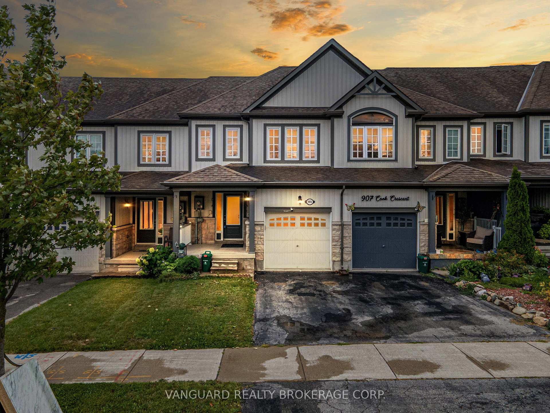 Photo 1 of 905 Cook Crescent, Shelburne — HOMEH