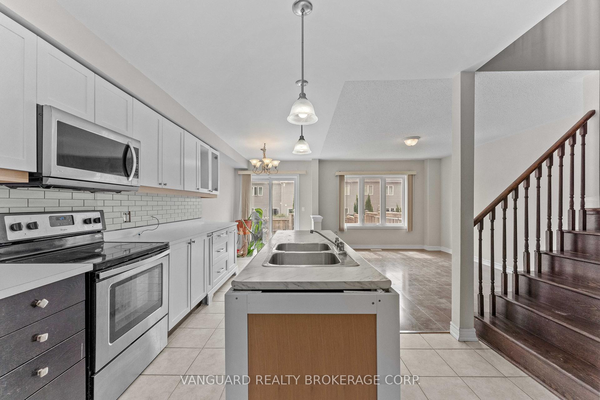 Photo 17 of 905 Cook Crescent, Shelburne — HOMEH