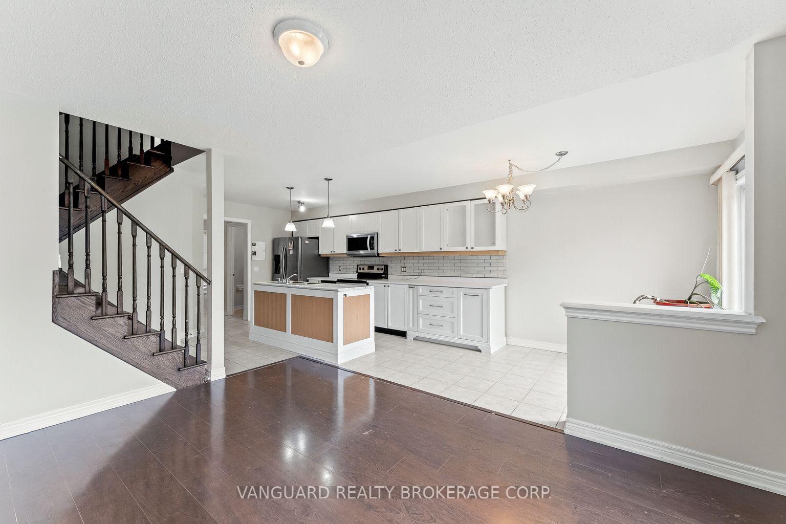 Photo 6 of 905 Cook Crescent, Shelburne — HOMEH