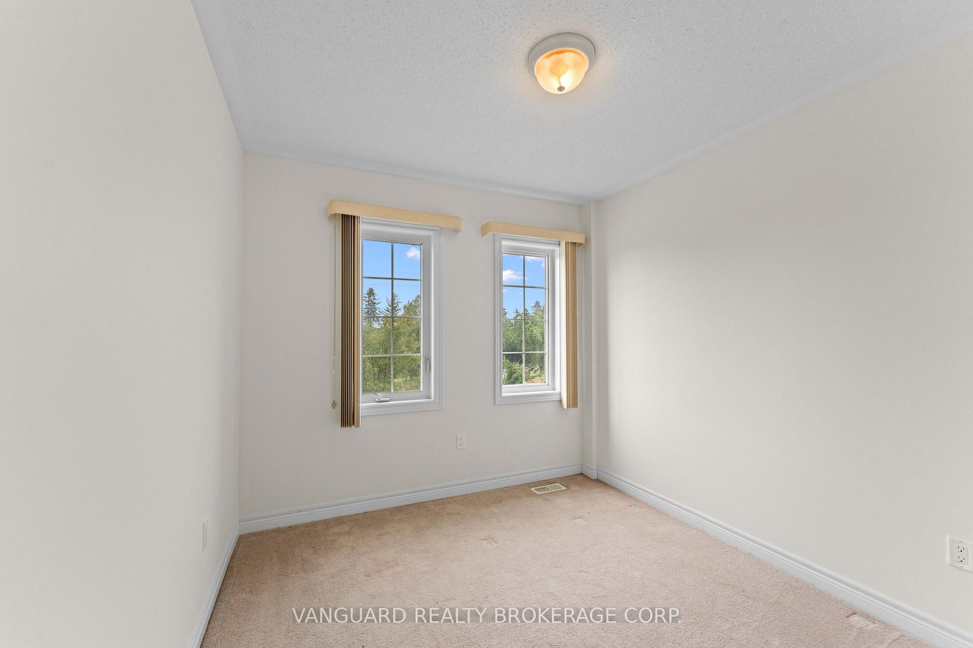 Photo 25 of 905 Cook Crescent, Shelburne — HOMEH