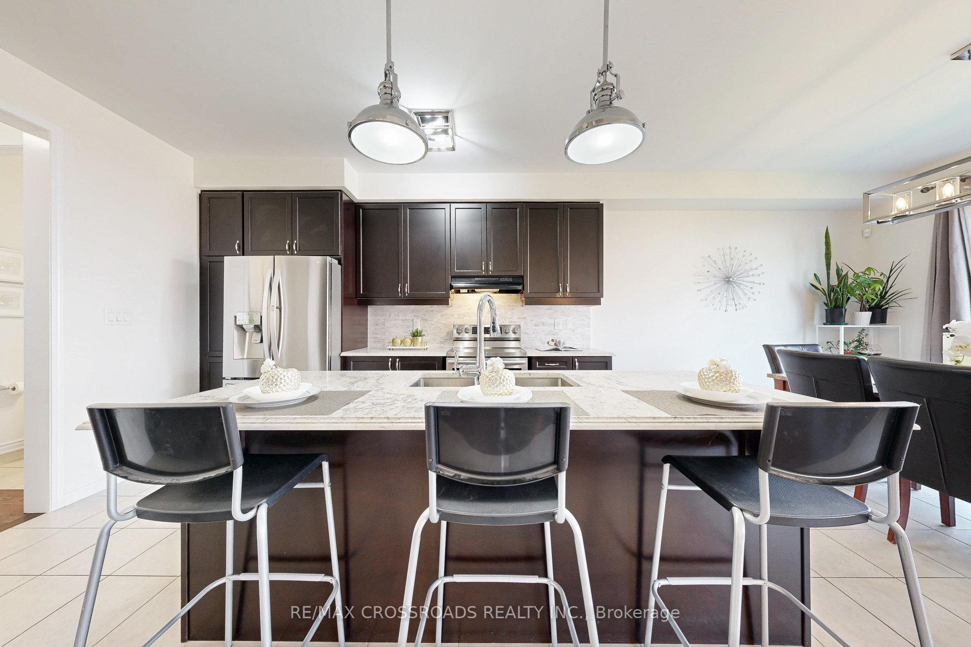 Photo 14 of 15 Littlebeck Crescent, Whitby, Rural Whitby — HOMEH
