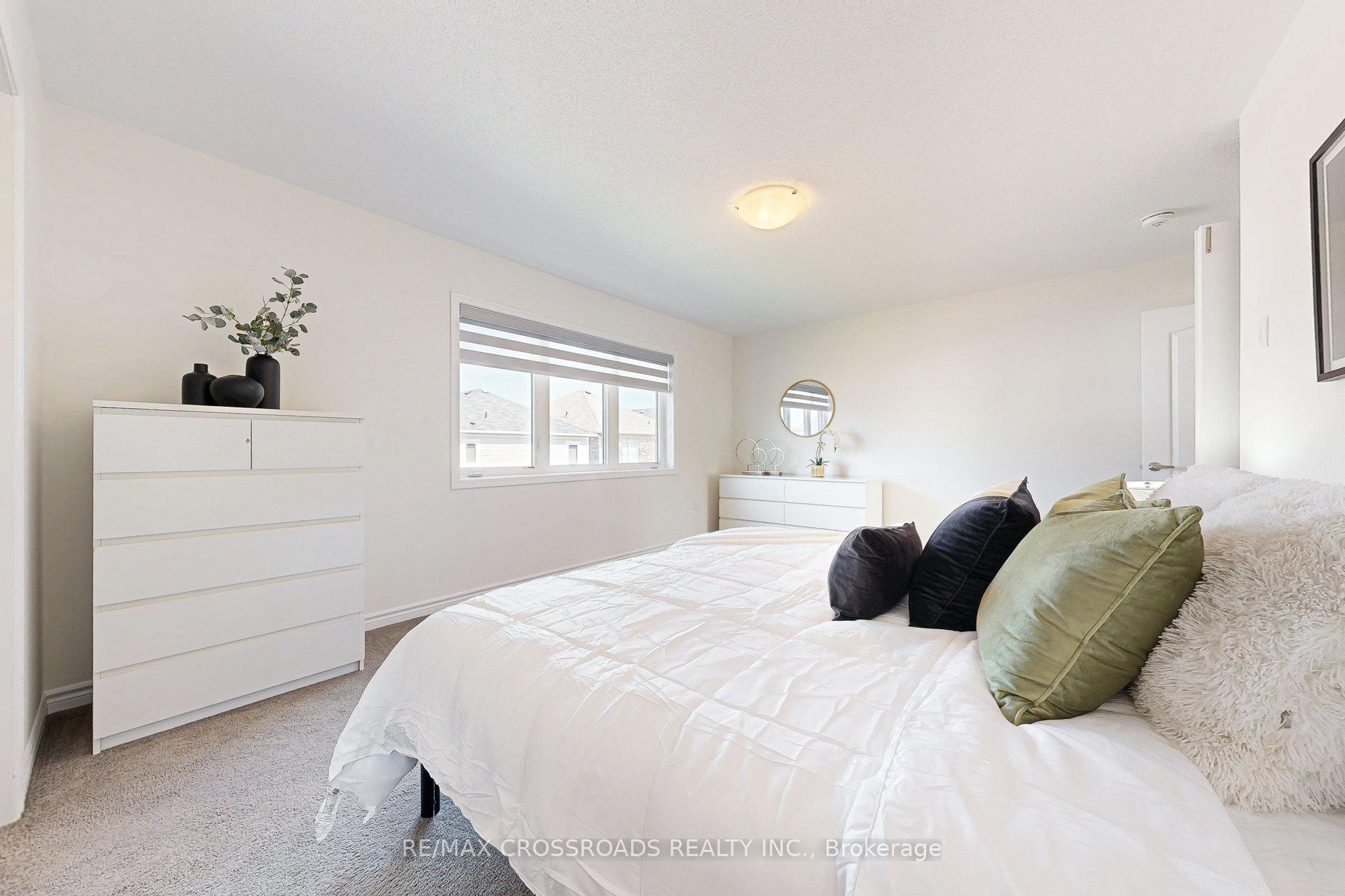 Photo 6 of 15 Littlebeck Crescent, Whitby, Rural Whitby — HOMEH