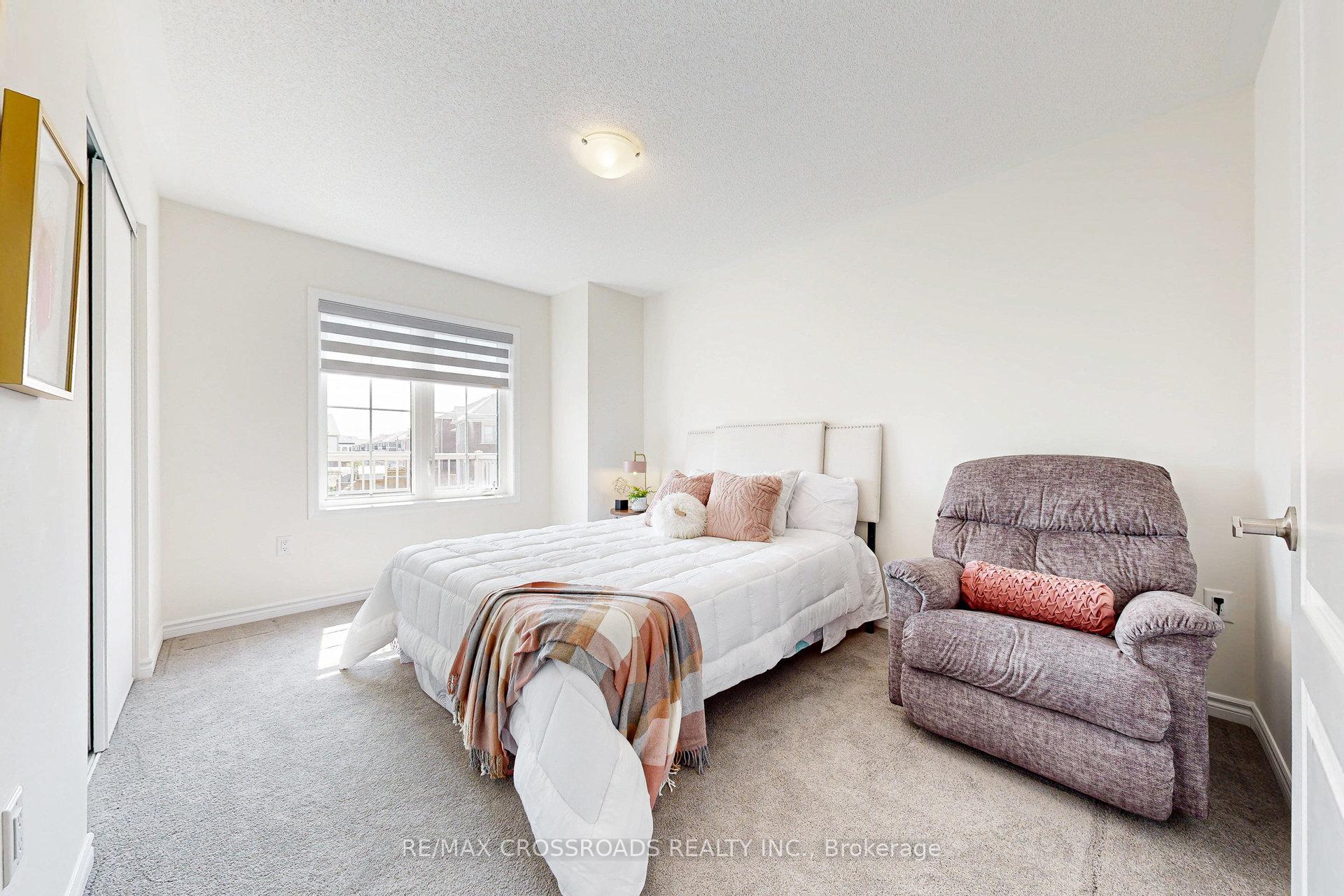 Photo 23 of 15 Littlebeck Crescent, Whitby, Rural Whitby — HOMEH