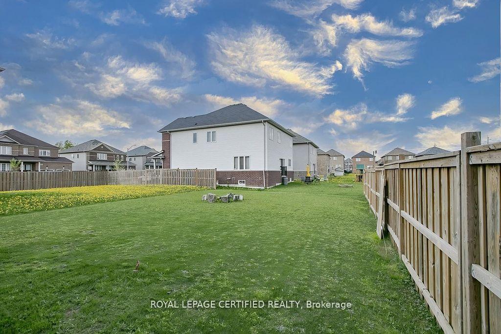 Photo 44 of 102 Elm Street, Southgate — HOMEH