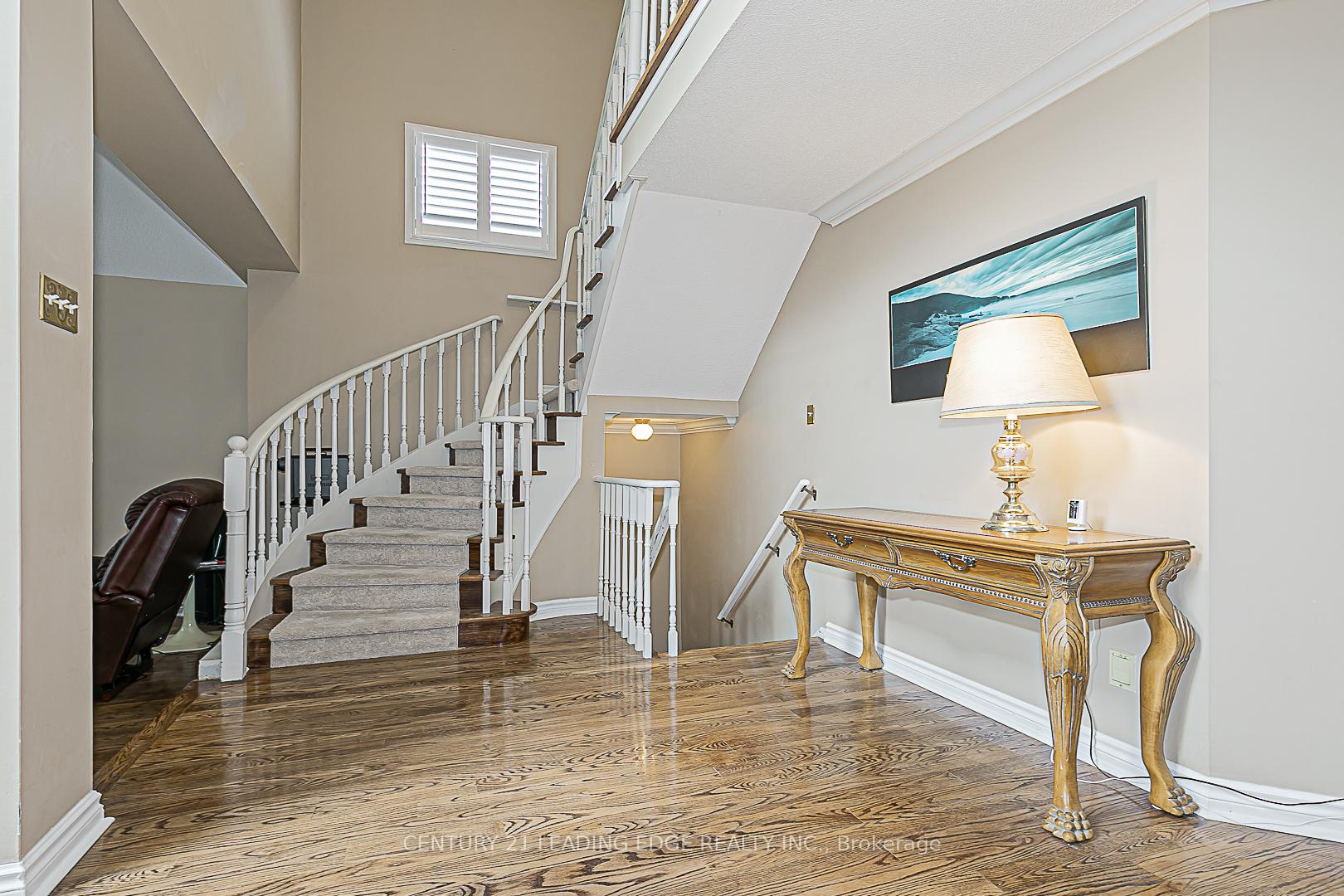 Photo 6 of 30 Wigston Court, Whitby, Rolling Acres — HOMEH