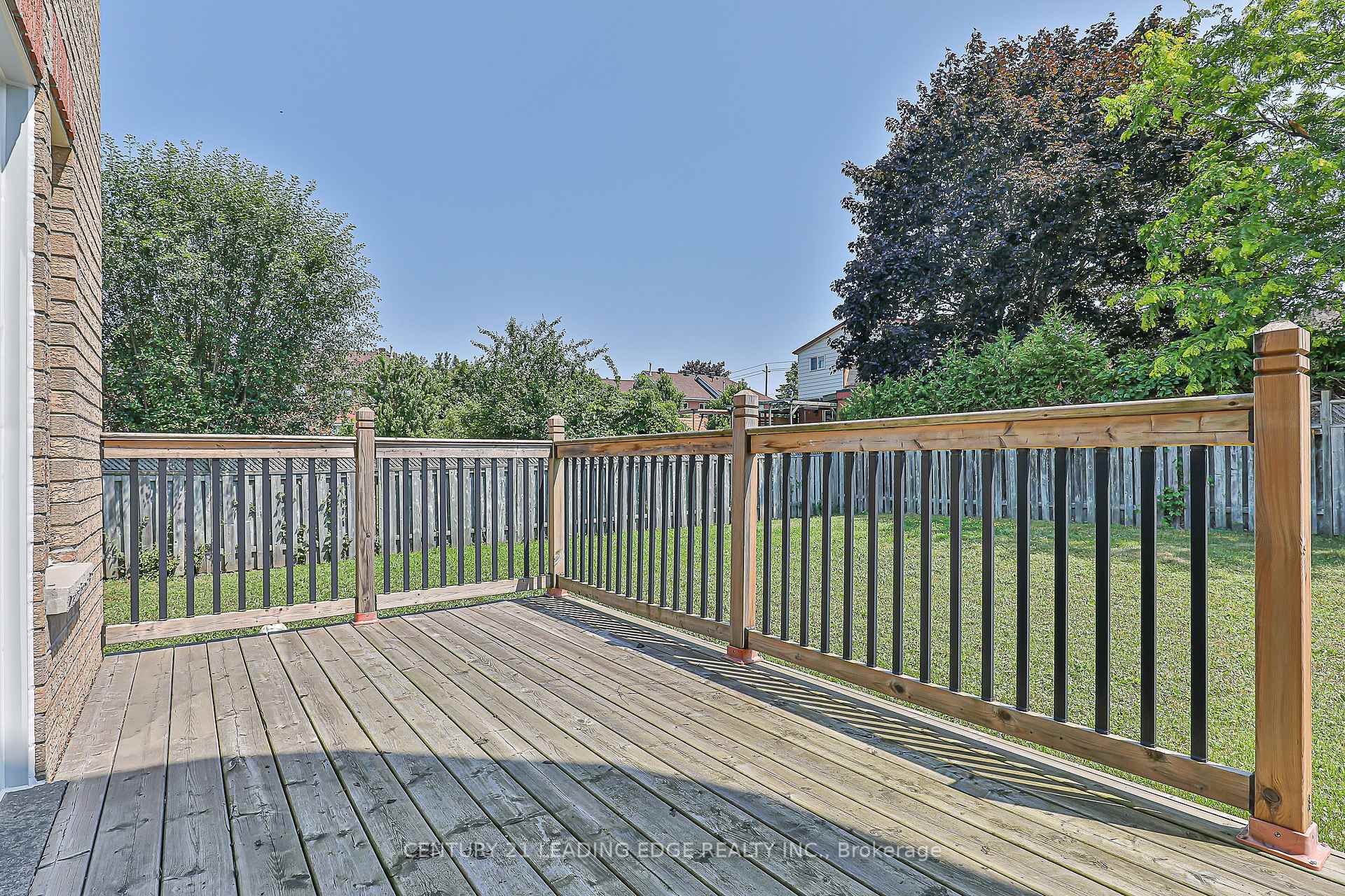 Photo 20 of 30 Wigston Court, Whitby, Rolling Acres — HOMEH