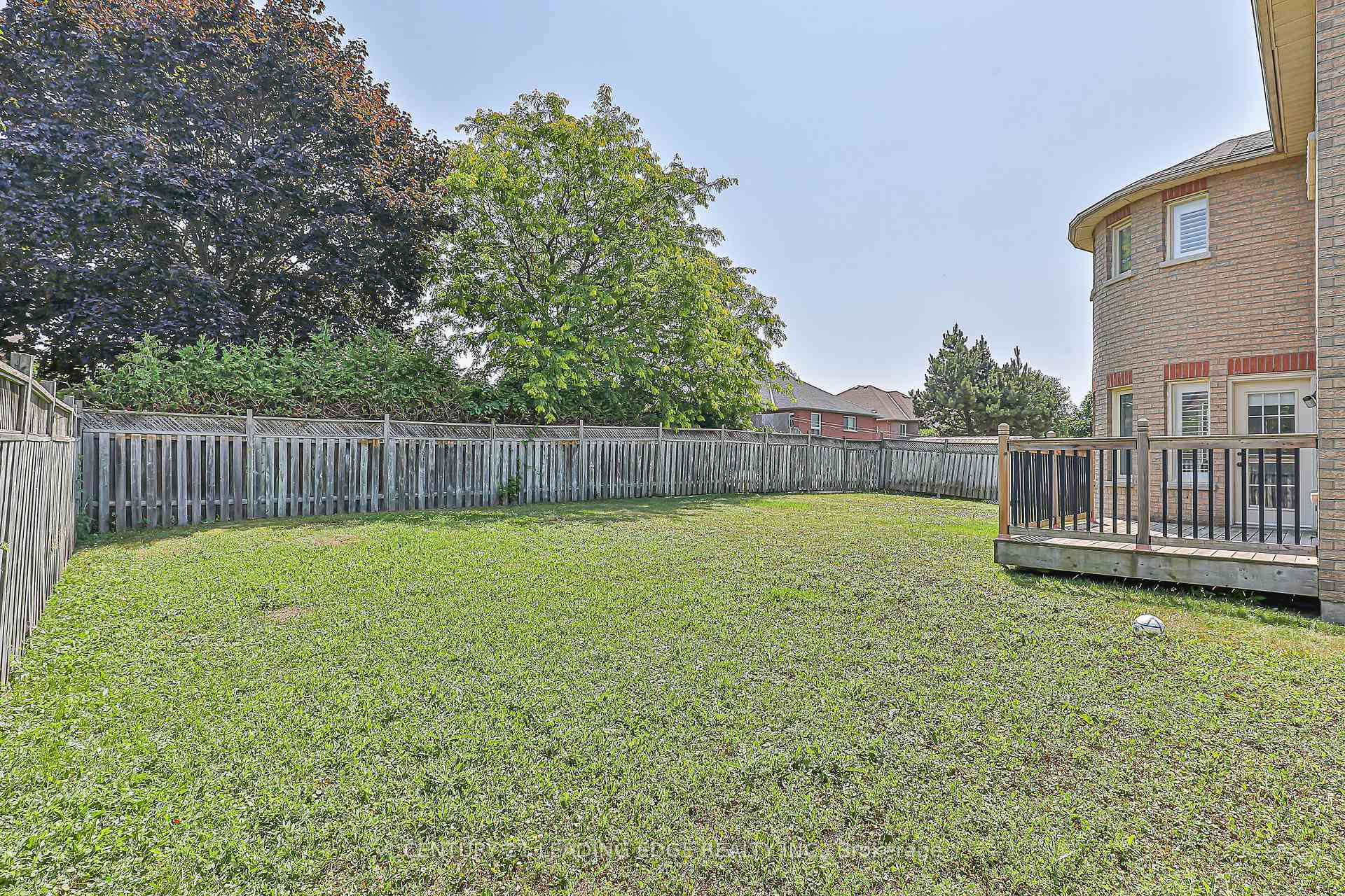 Photo 26 of 30 Wigston Court, Whitby, Rolling Acres — HOMEH