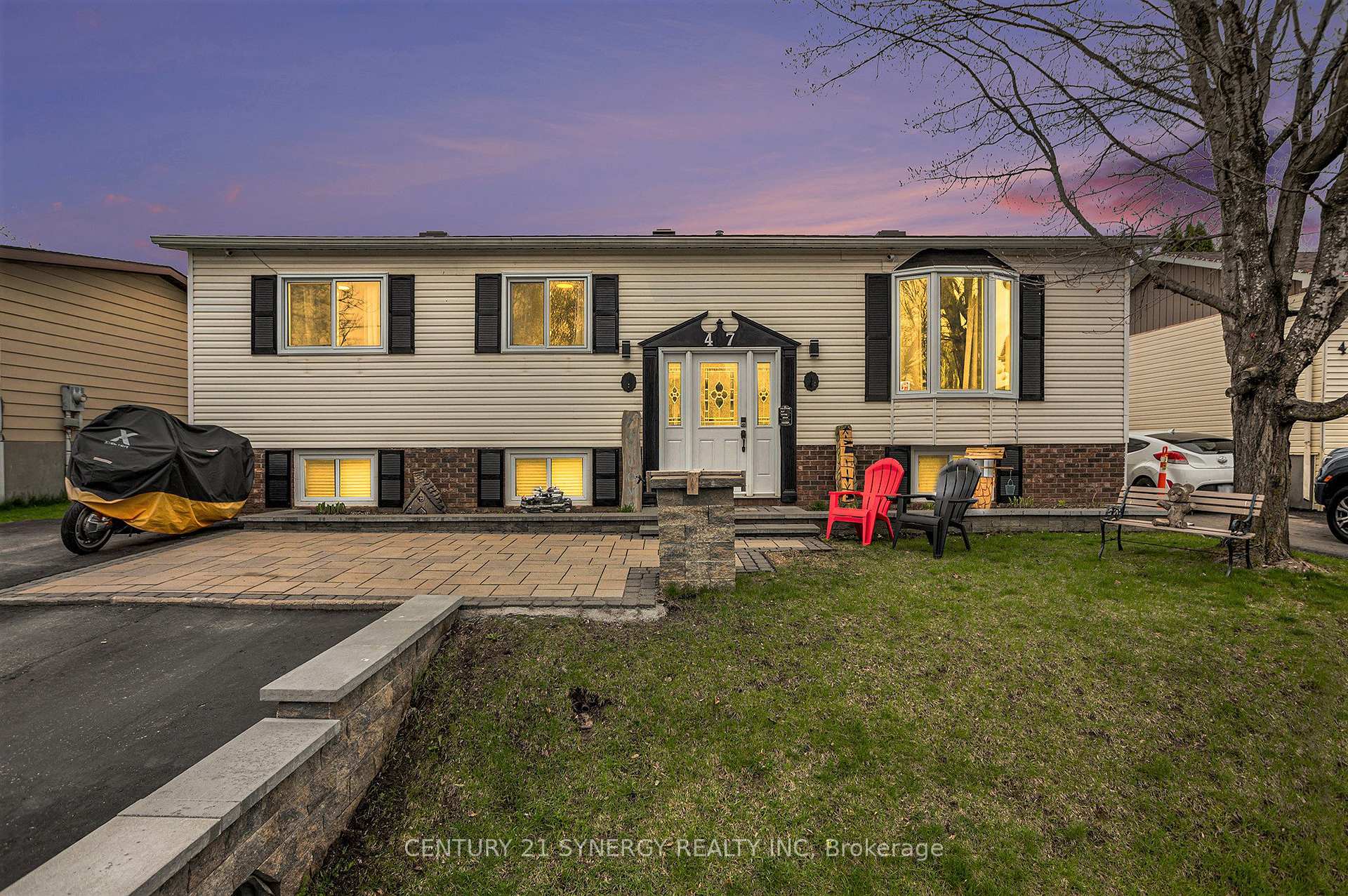 Photo 1 of 47 Fringewood Drive, Ottawa, Fringewood — HOMEH