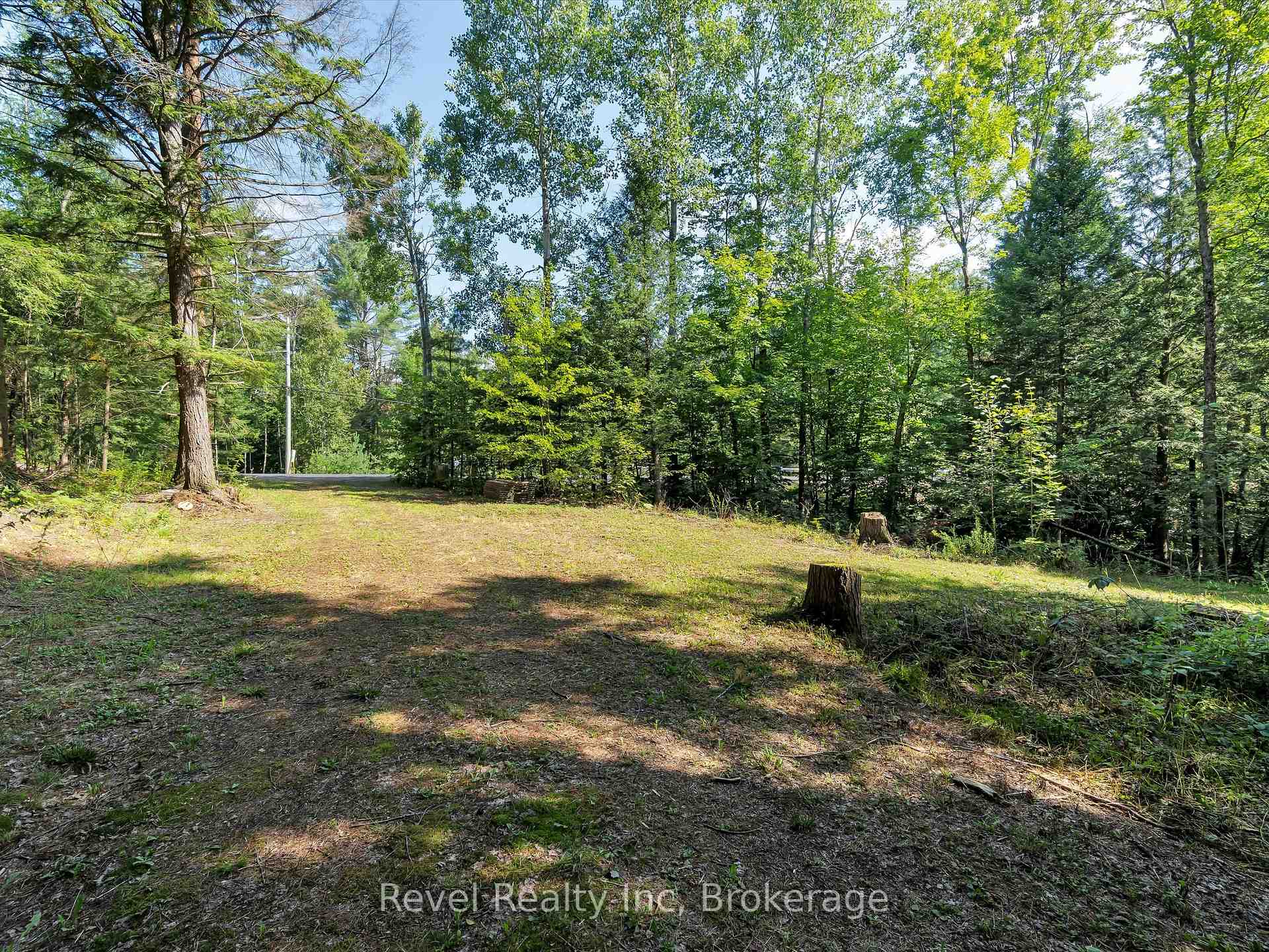 Photo 13 of 2762 118 Highway E, Bracebridge, Oakley — HOMEH