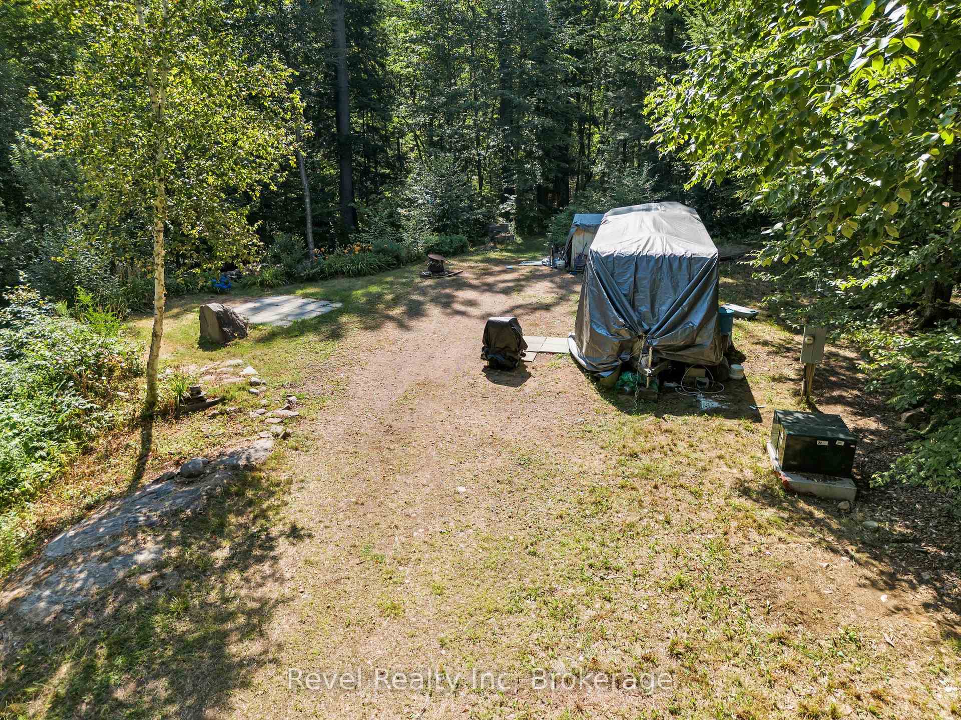 Photo 15 of 2762 118 Highway E, Bracebridge, Oakley — HOMEH