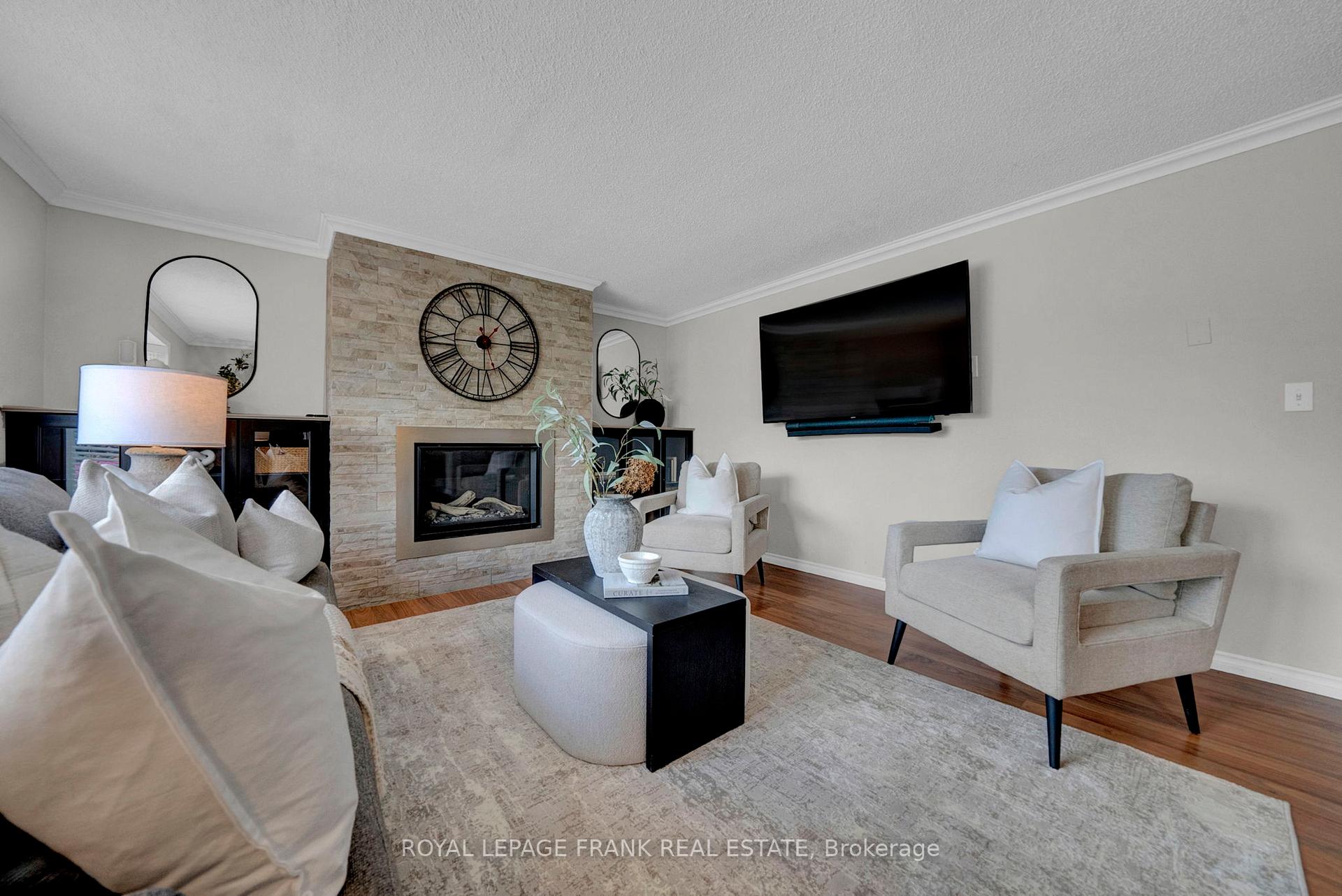 Photo 17 of 26 Pineridge Crescent, Clarington, Newcastle — HOMEH