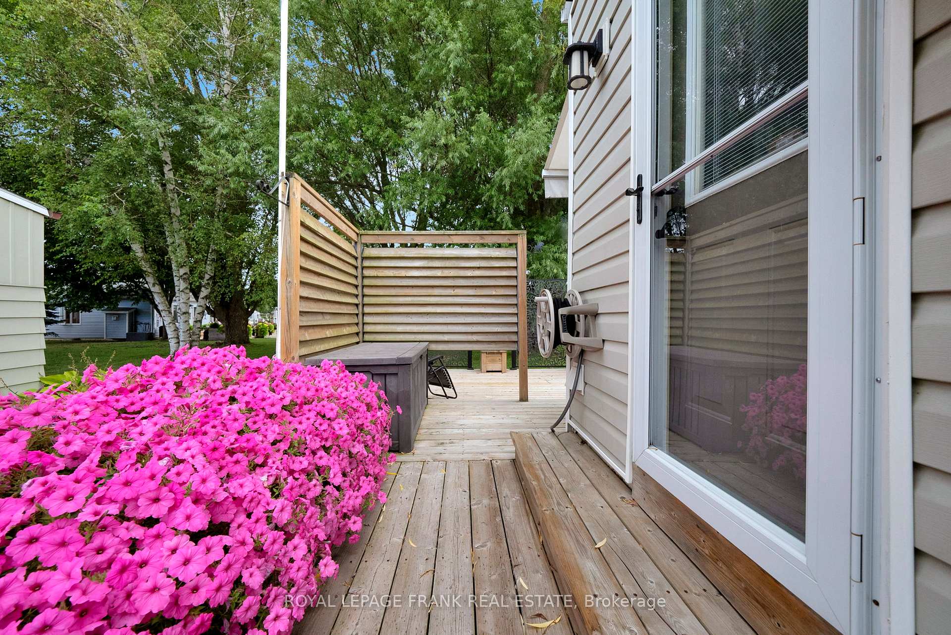Photo 20 of 26 Pineridge Crescent, Clarington, Newcastle — HOMEH