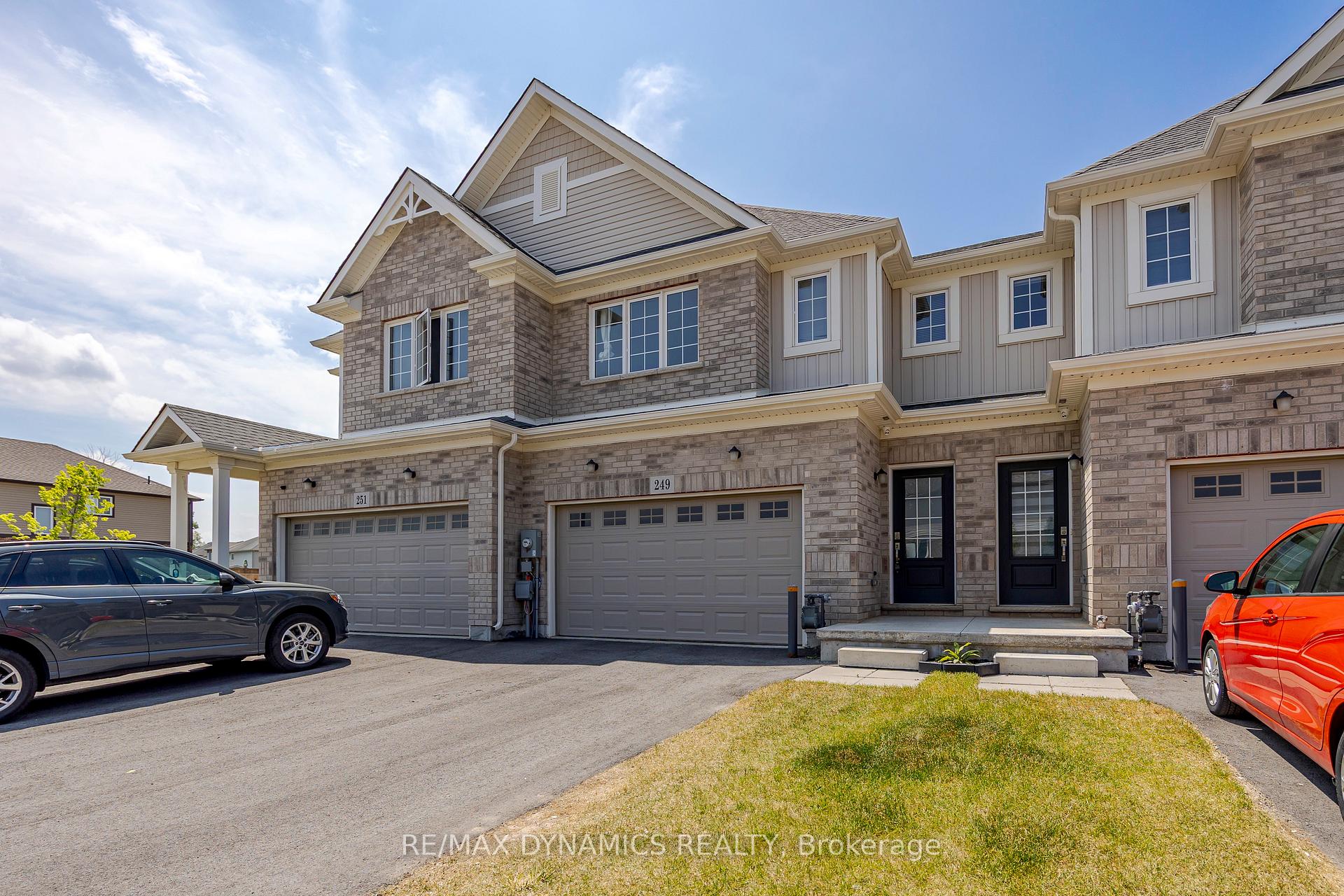 Photo 5 of 249 Bur Oak Drive, Thorold, Confederation Heights — HOMEH