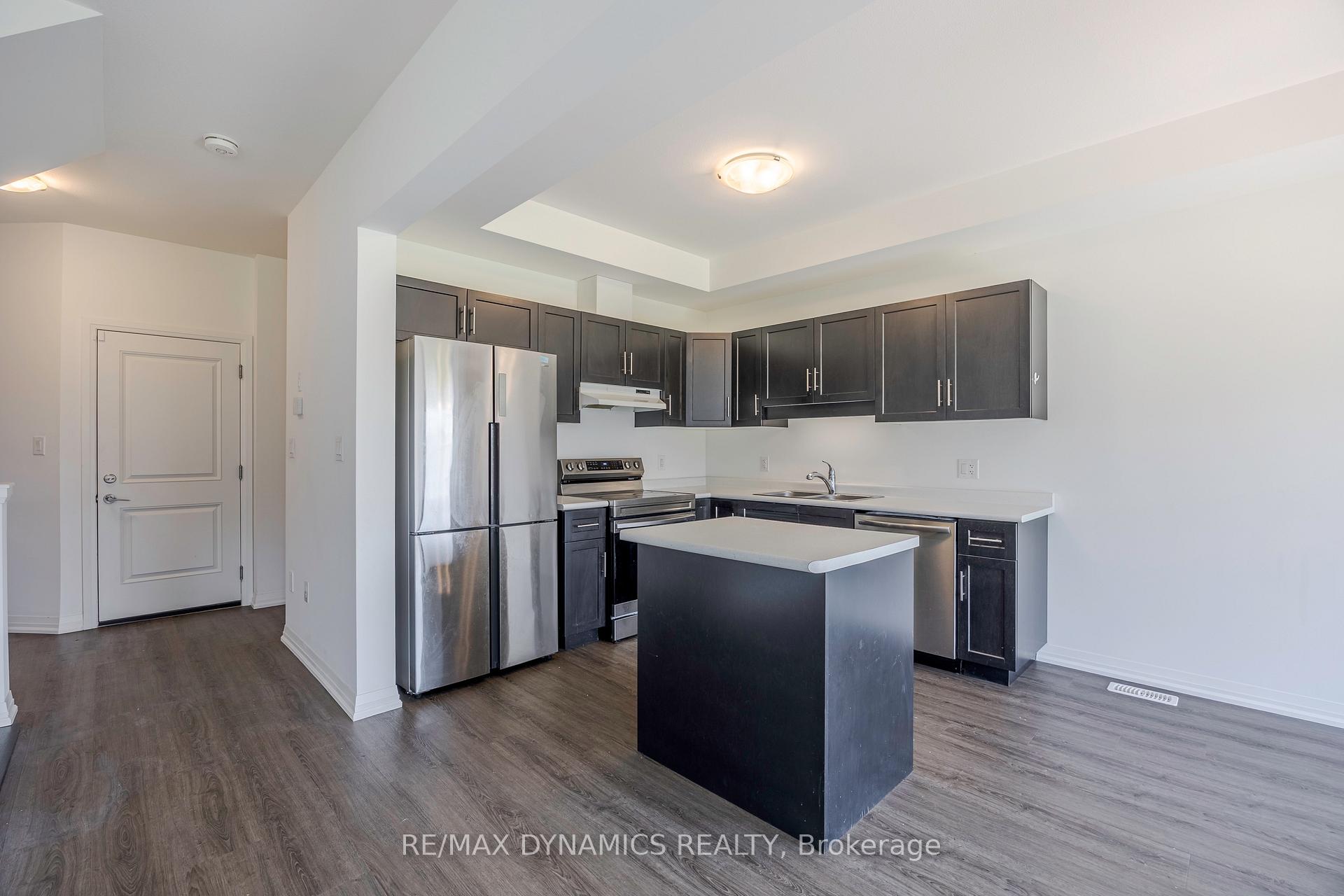 Photo 6 of 249 Bur Oak Drive, Thorold, Confederation Heights — HOMEH