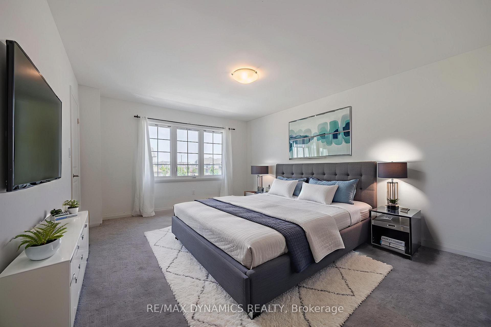 Photo 4 of 249 Bur Oak Drive, Thorold, Confederation Heights — HOMEH