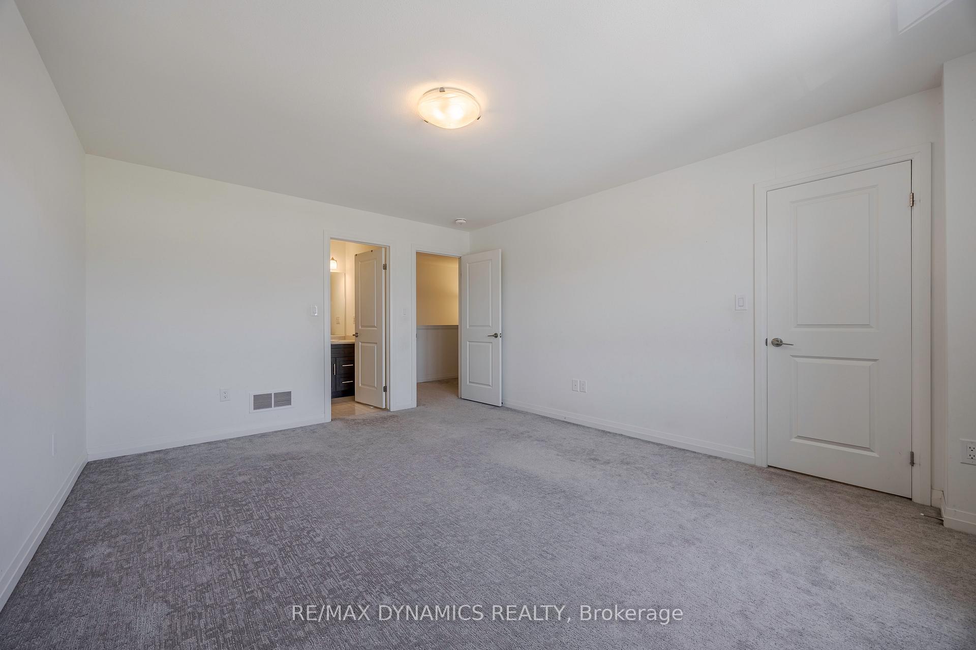 Photo 7 of 249 Bur Oak Drive, Thorold, Confederation Heights — HOMEH