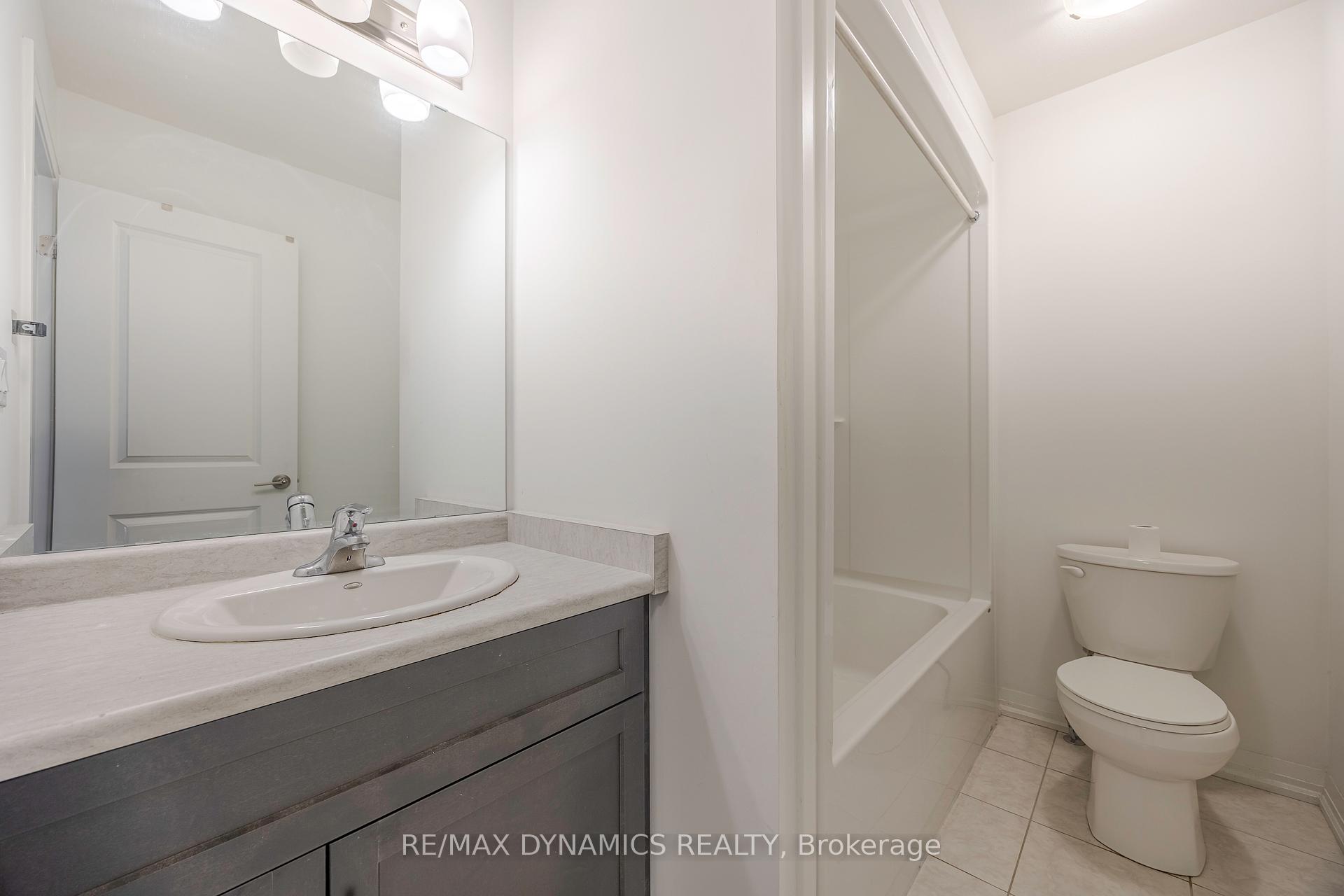 Photo 21 of 249 Bur Oak Drive, Thorold, Confederation Heights — HOMEH