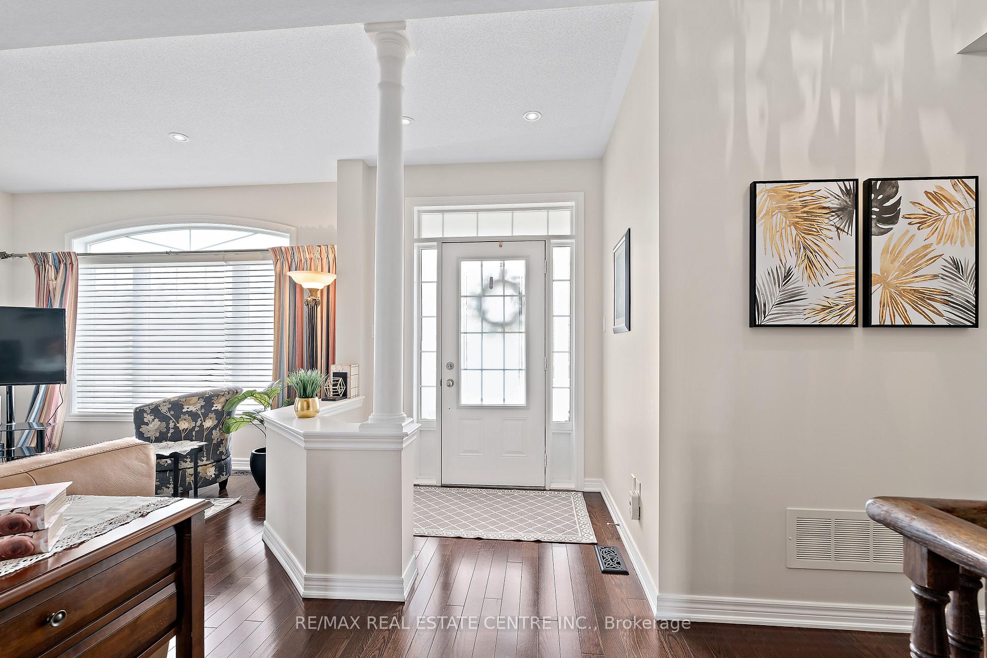 Photo 15 of 48 Garrison Square, Halton Hills, Georgetown — HOMEH