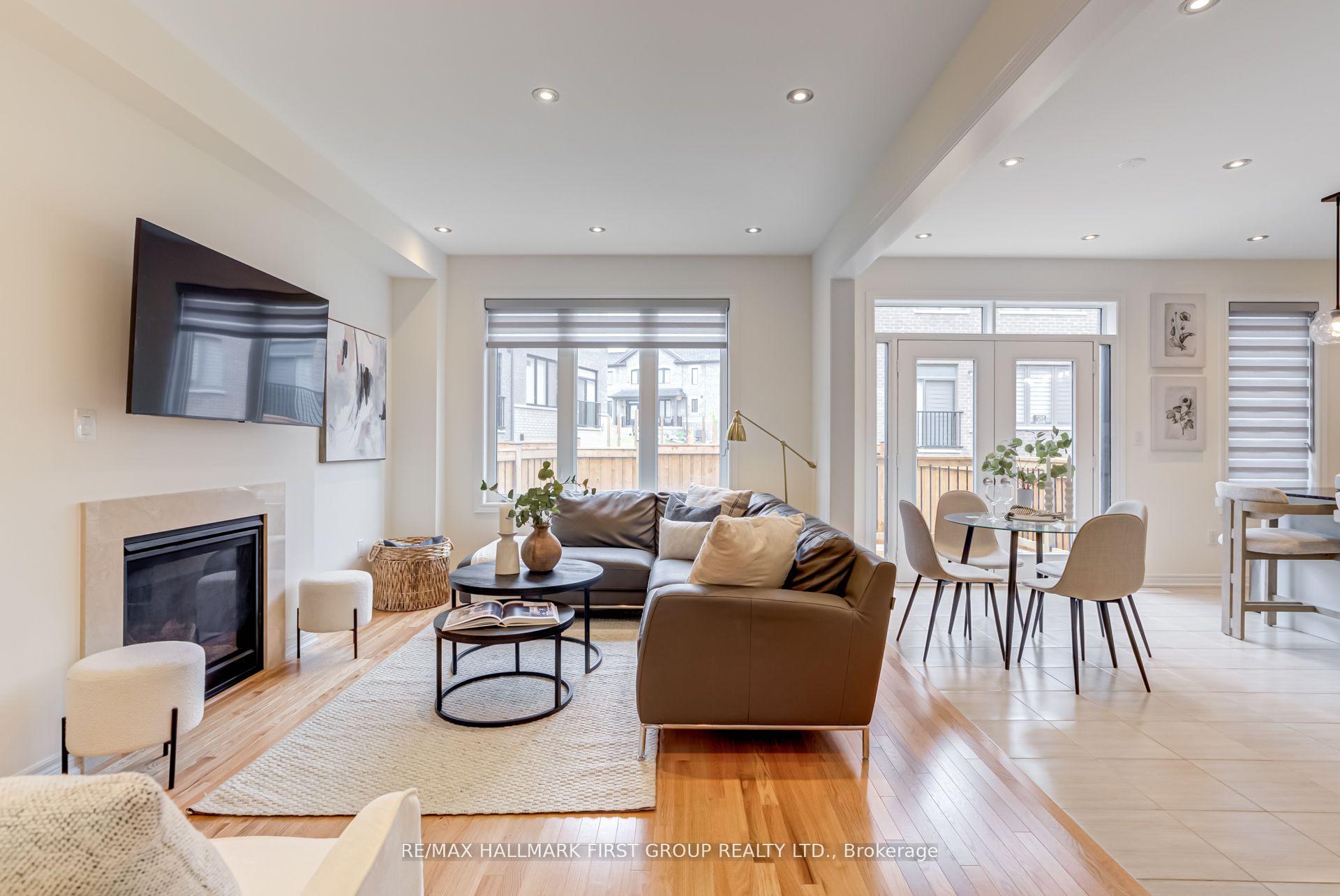 Photo 5 of 1206 Chateau Court, Pickering, Rural Pickering — HOMEH