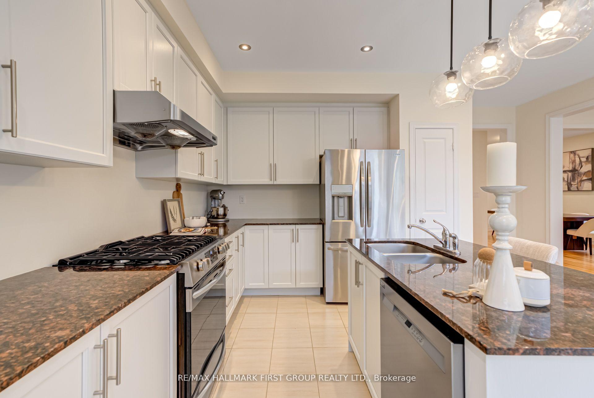 Photo 13 of 1206 Chateau Court, Pickering, Rural Pickering — HOMEH