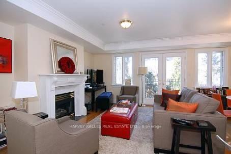 Photo 2 of 148 Borden Street, Toronto, University — HOMEH