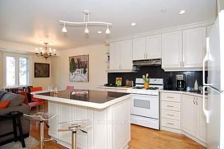 Photo 5 of 148 Borden Street, Toronto, University — HOMEH