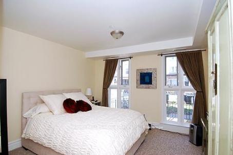 Photo 4 of 148 Borden Street, Toronto, University — HOMEH