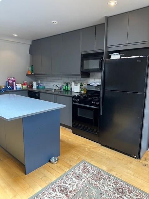 Photo 11 of 148 Borden Street, Toronto, University — HOMEH