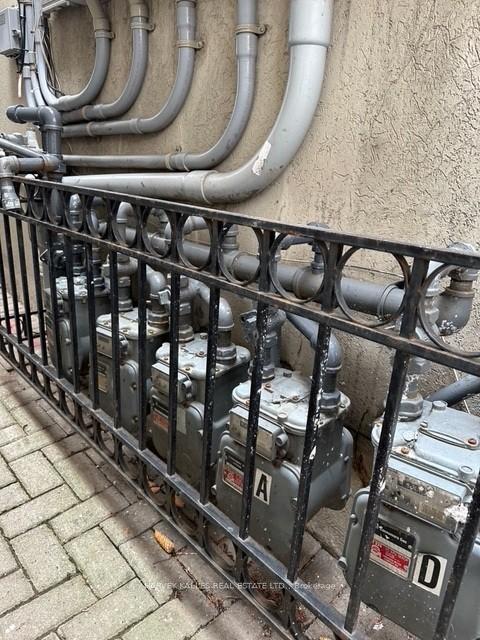 Photo 21 of 148 Borden Street, Toronto, University — HOMEH