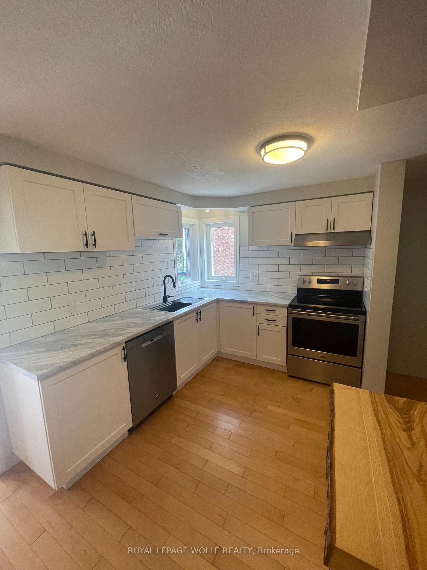 Photo 5 of 23 Rodgers Road, Guelph, Kortright West — HOMEH