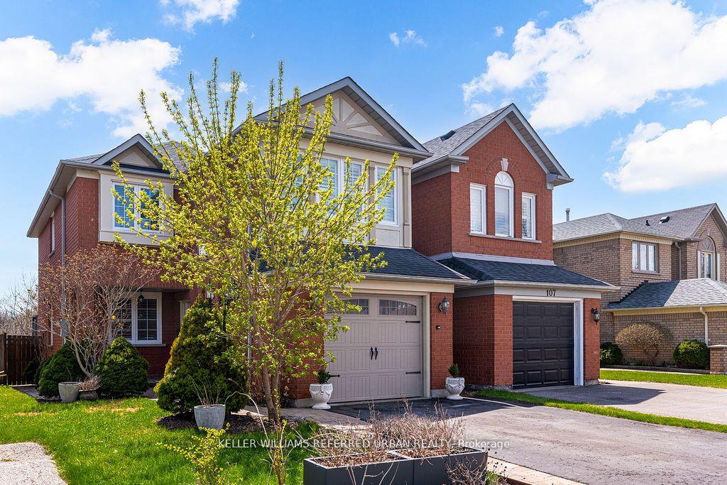 Photo 18 of 105 White Pine Crescent, Pickering, Highbush — HOMEH