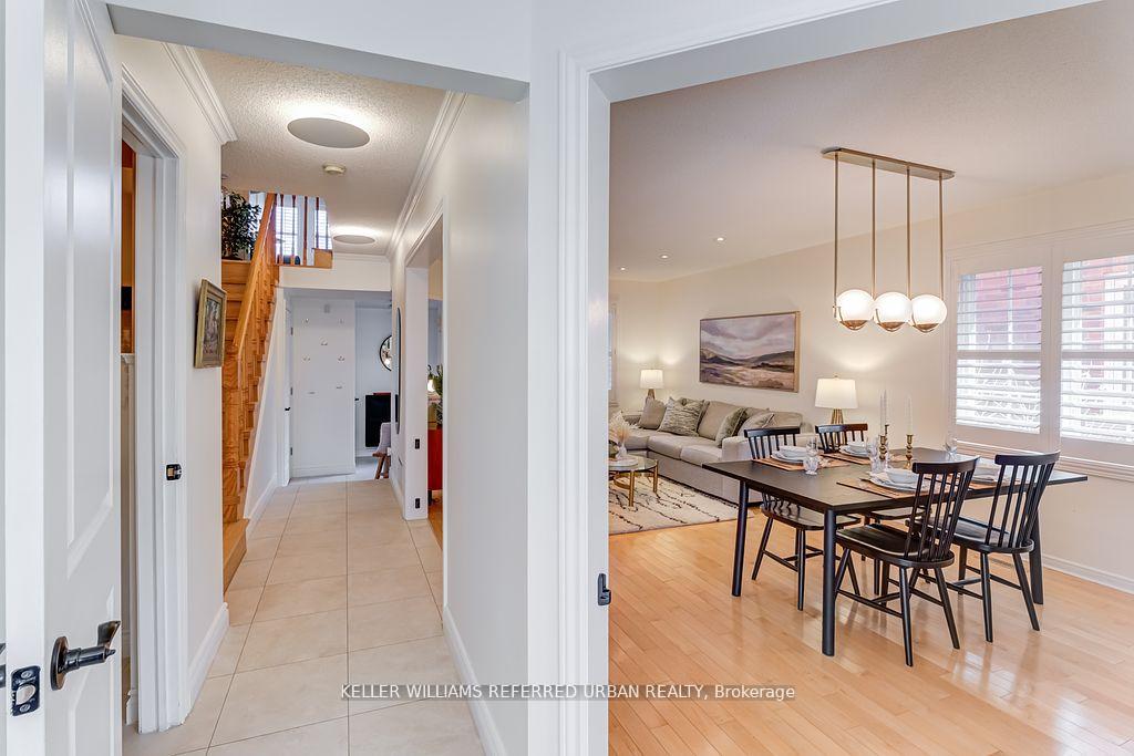 Photo 3 of 105 White Pine Crescent, Pickering, Highbush — HOMEH