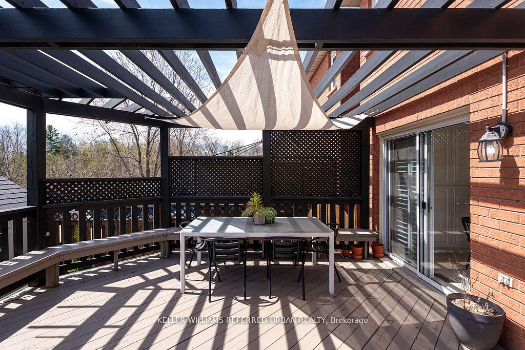 Photo 34 of 105 White Pine Crescent, Pickering, Highbush — HOMEH