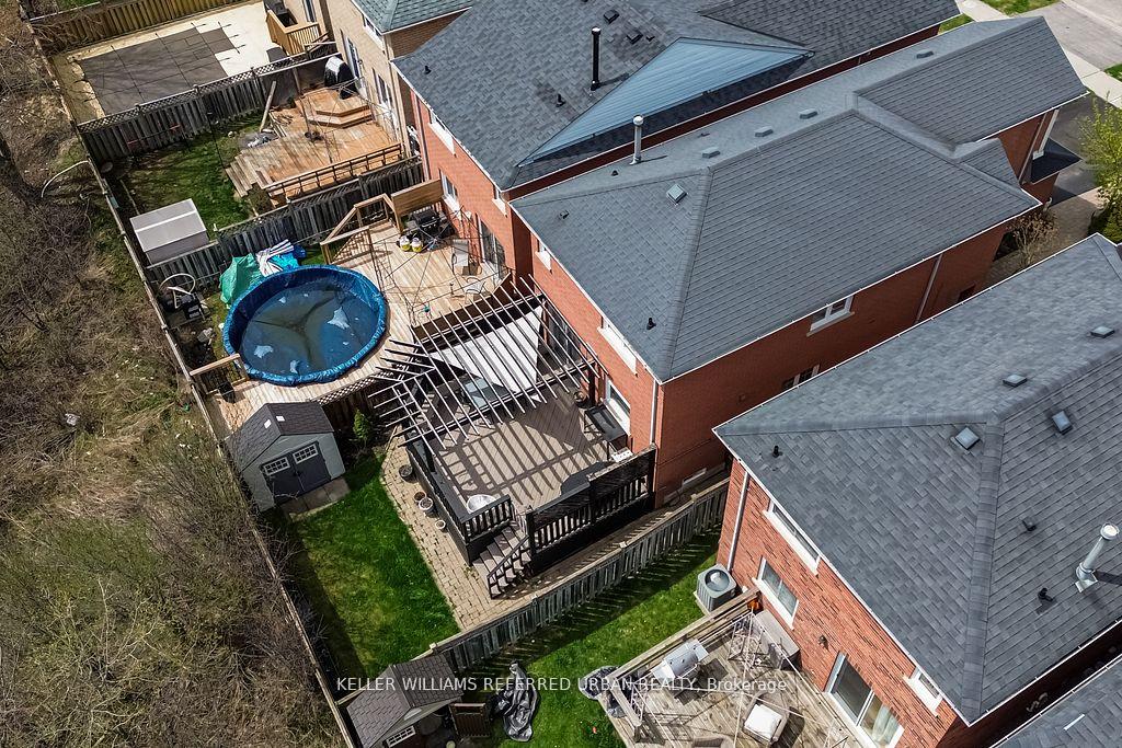 Photo 49 of 105 White Pine Crescent, Pickering, Highbush — HOMEH