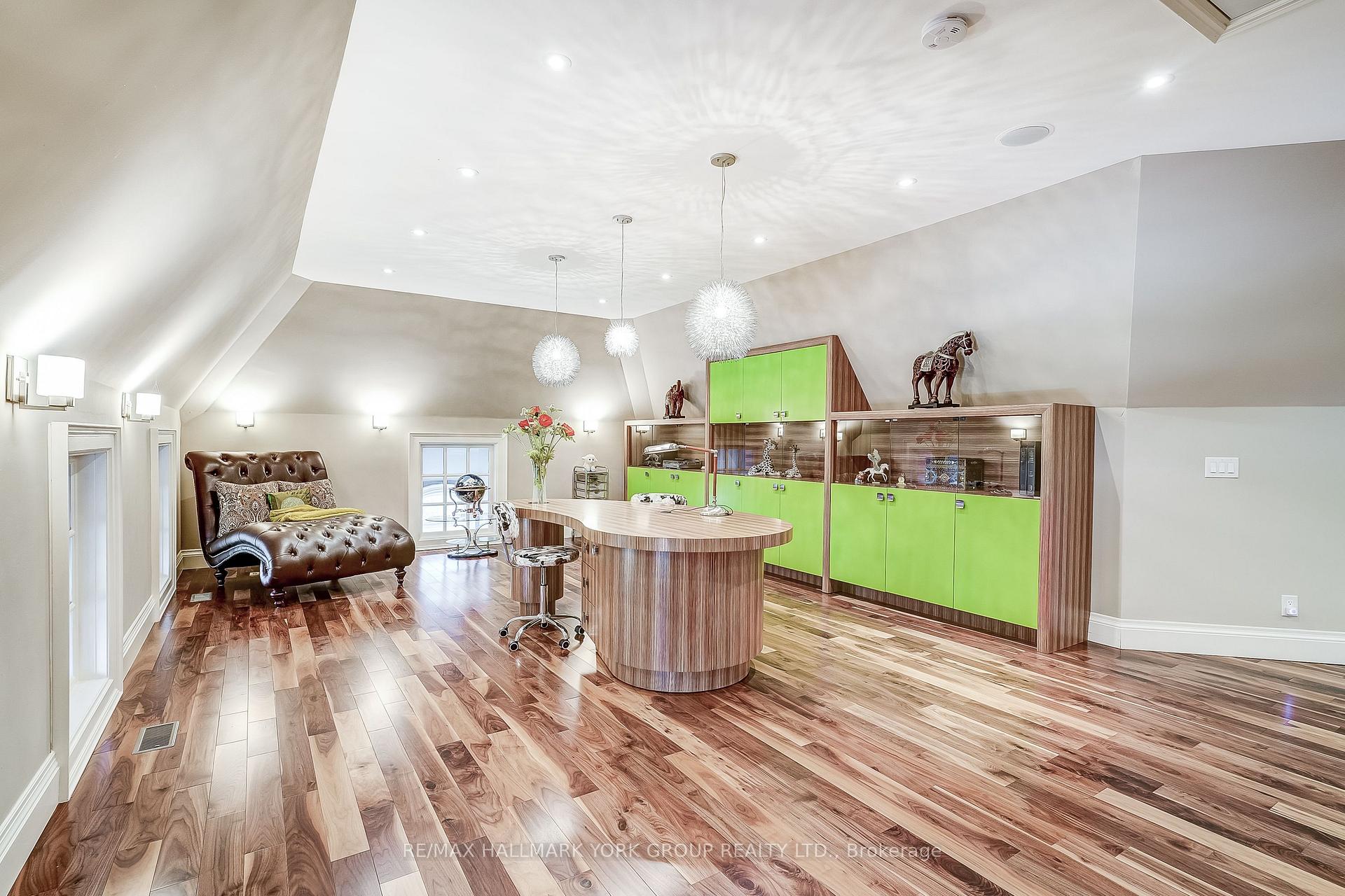 Photo 33 of 15 Awesome Again Lane, Aurora, Bayview Southeast — HOMEH