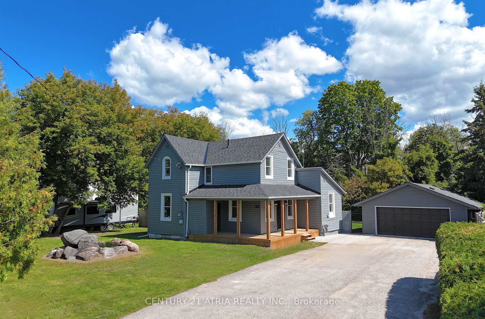 Front of 1193 Ewart Street