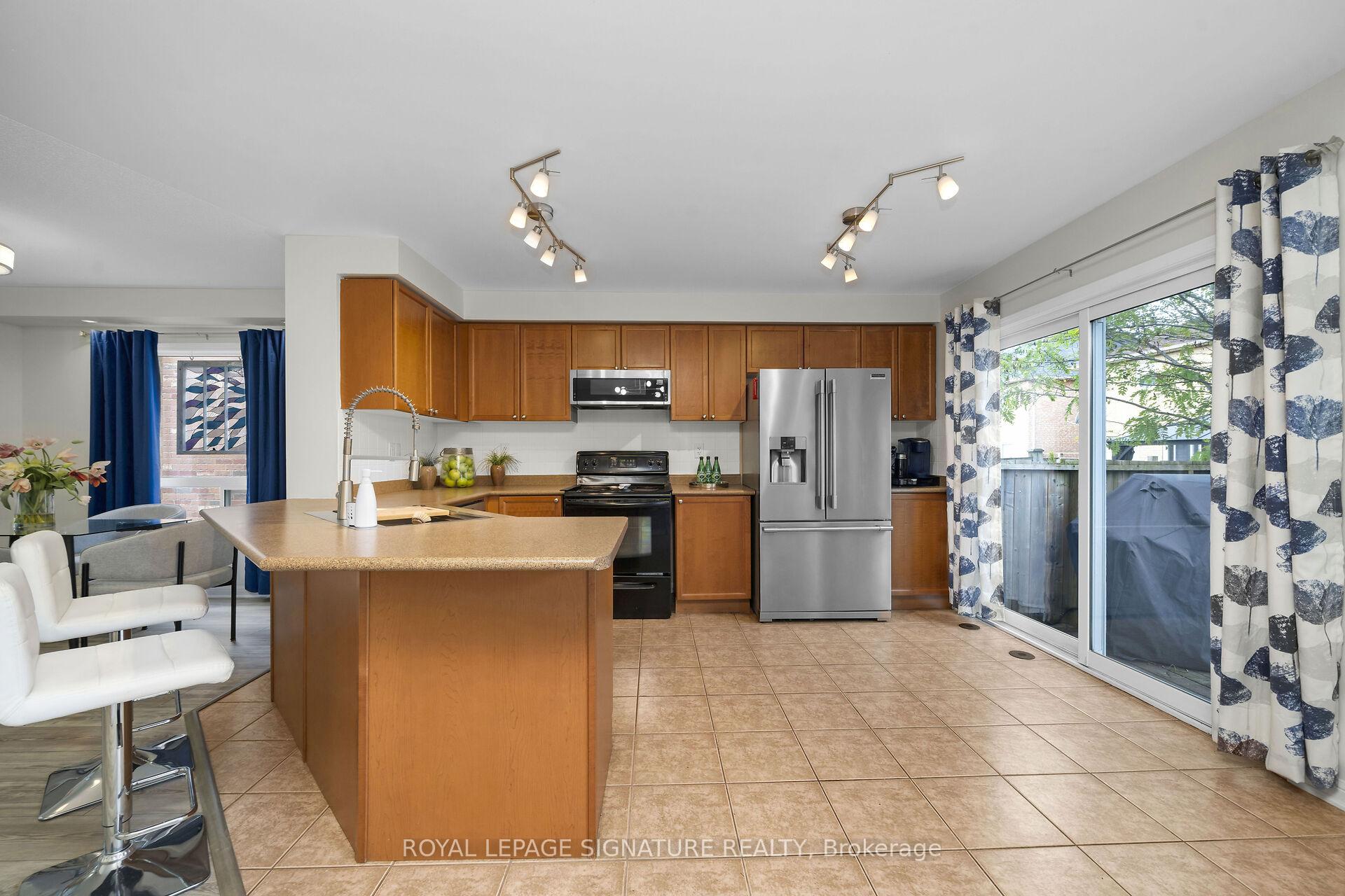 Photo 12 of 773 Johnson Heights, Milton, Coates — HOMEH