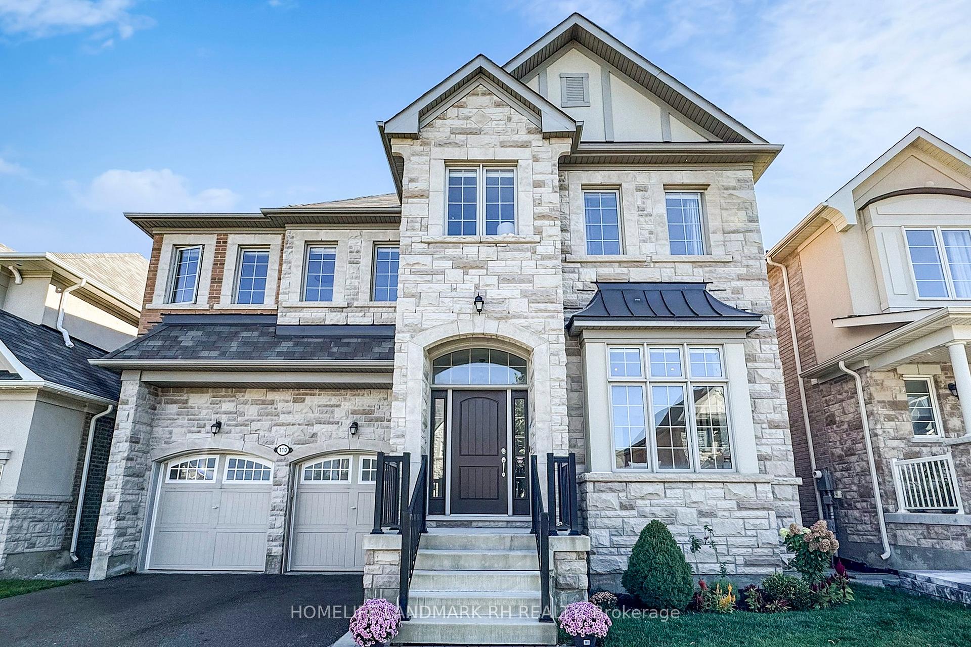Photo 3 of 110 Novan Crescent, Aurora, Rural Aurora — HOMEH