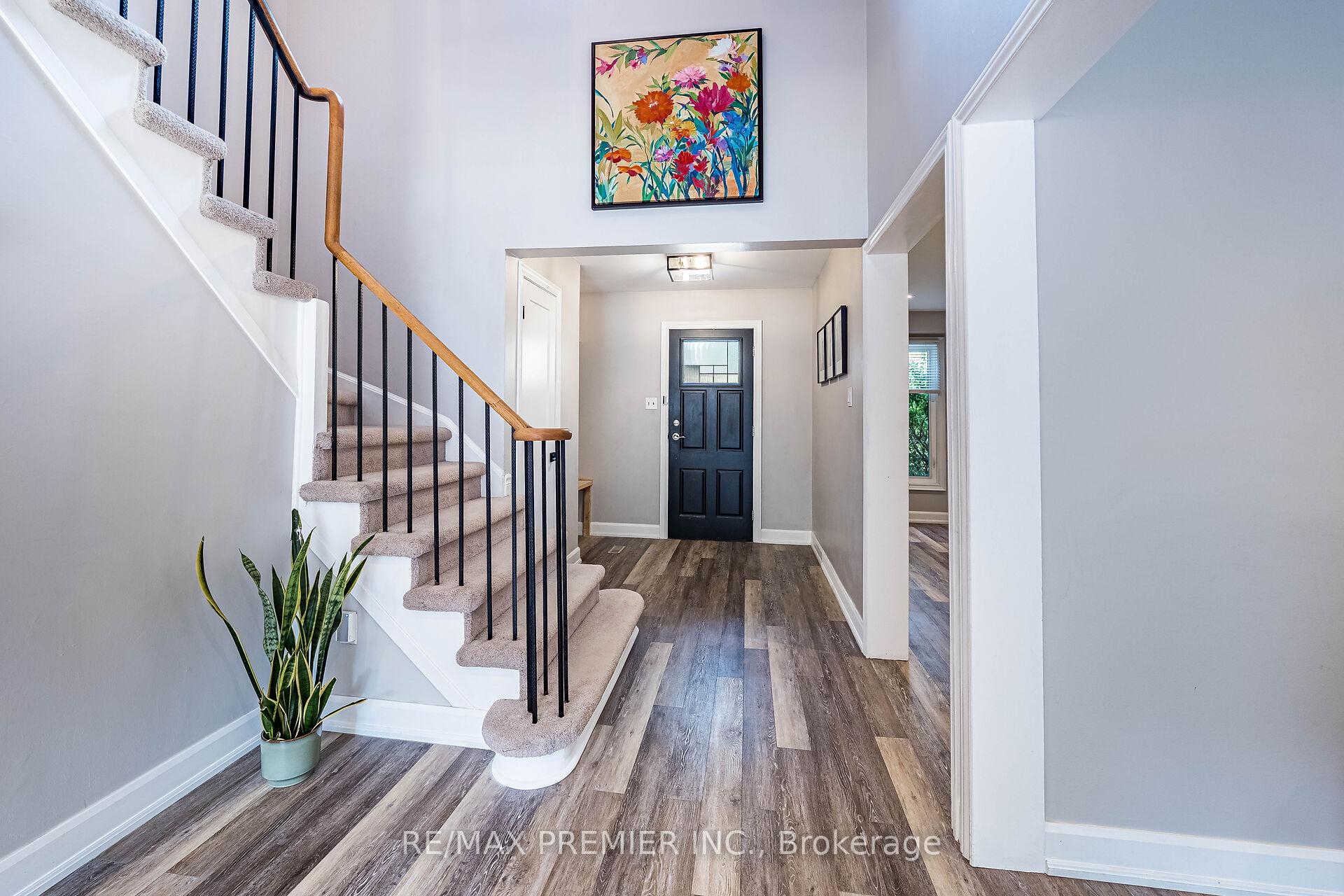 Photo 14 of 355 Hersey Crescent, Caledon, Bolton North — HOMEH