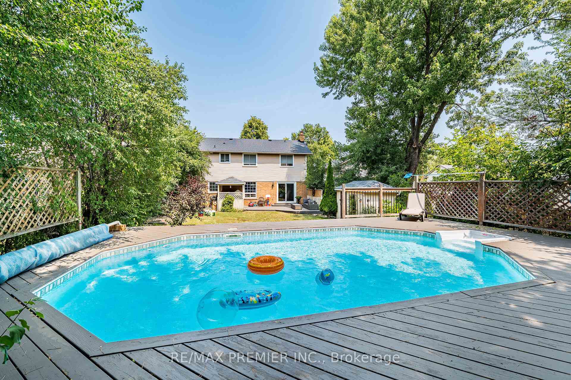 Photo 15 of 355 Hersey Crescent, Caledon, Bolton North — HOMEH