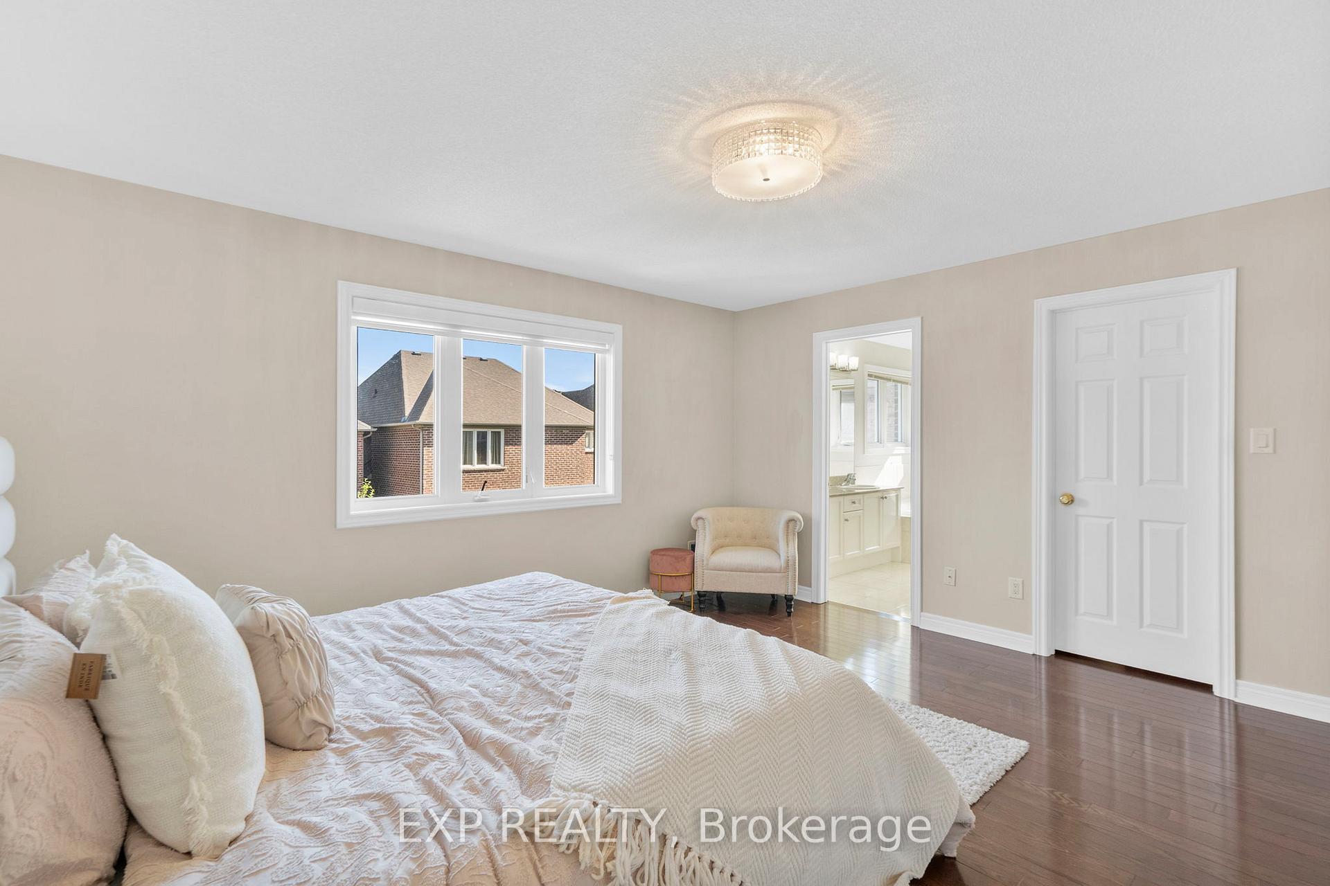 Photo 26 of 20 James Joyce Drive, Markham, Victoria Manor-Jennings Gate — HOMEH