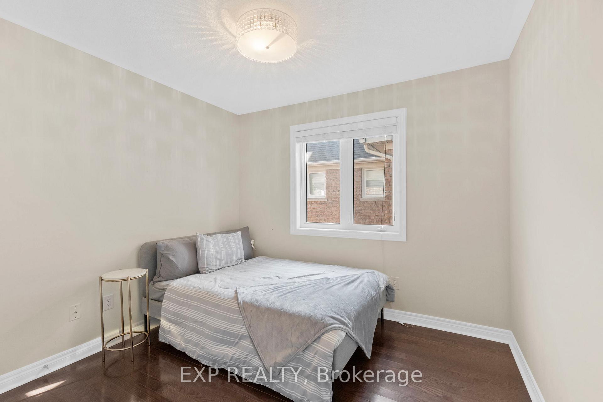 Photo 13 of 20 James Joyce Drive, Markham, Victoria Manor-Jennings Gate — HOMEH