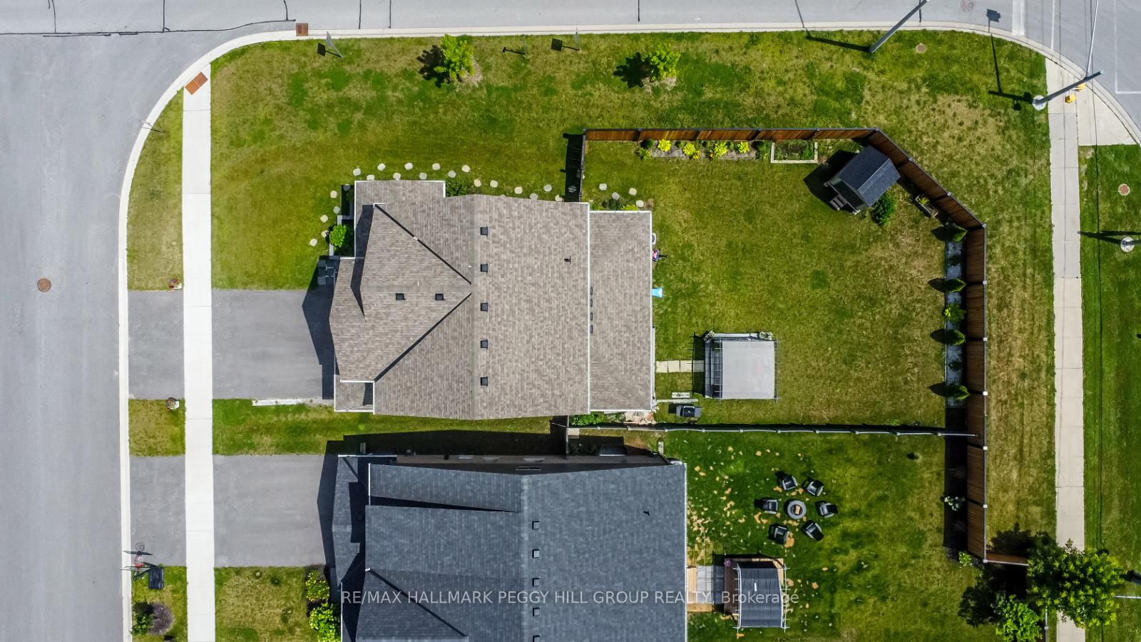 Photo 18 of 45 Pennell Drive, Barrie, Ardagh — HOMEH