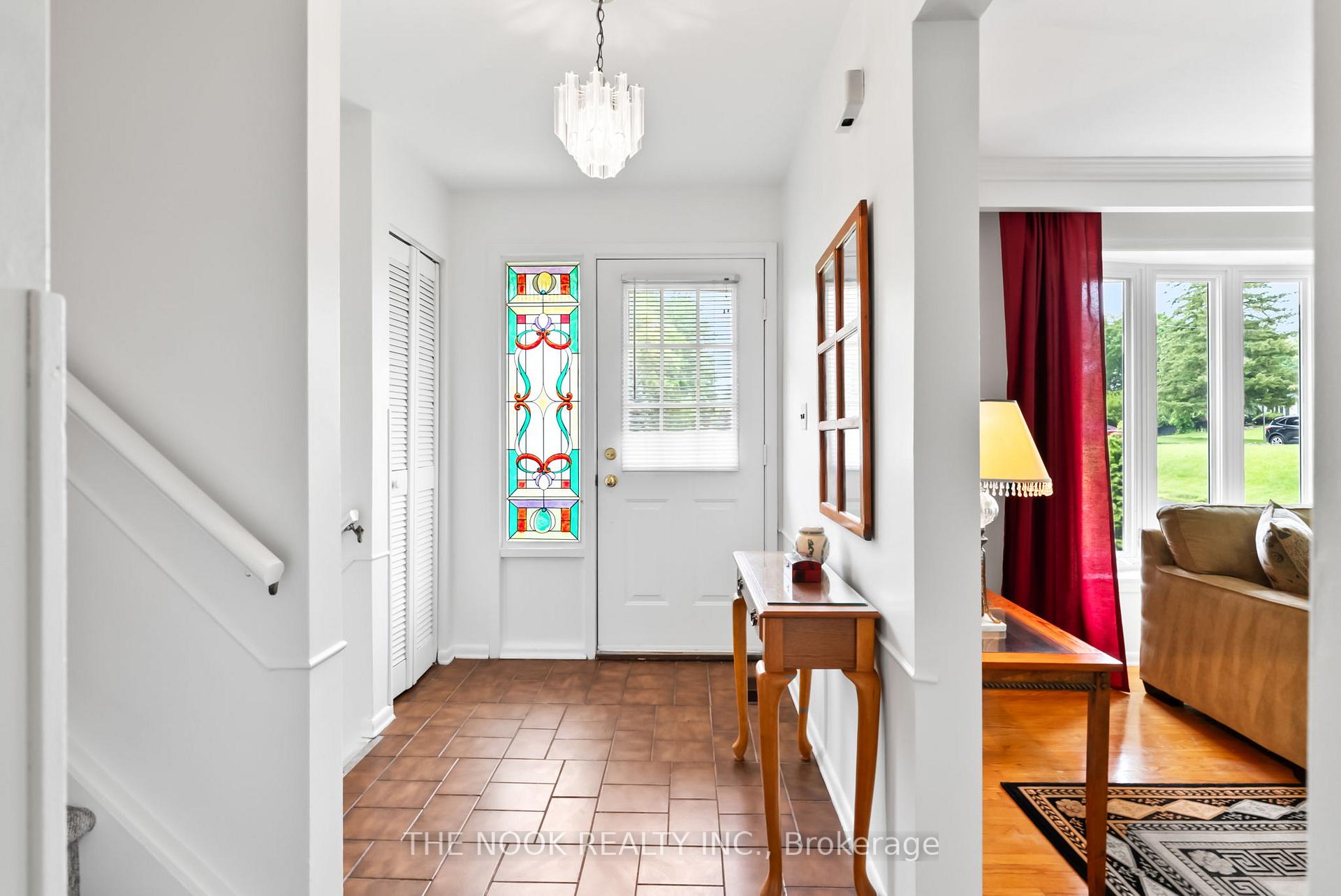 Photo 7 of 14 Carwin Crescent, Ajax, Central West — HOMEH