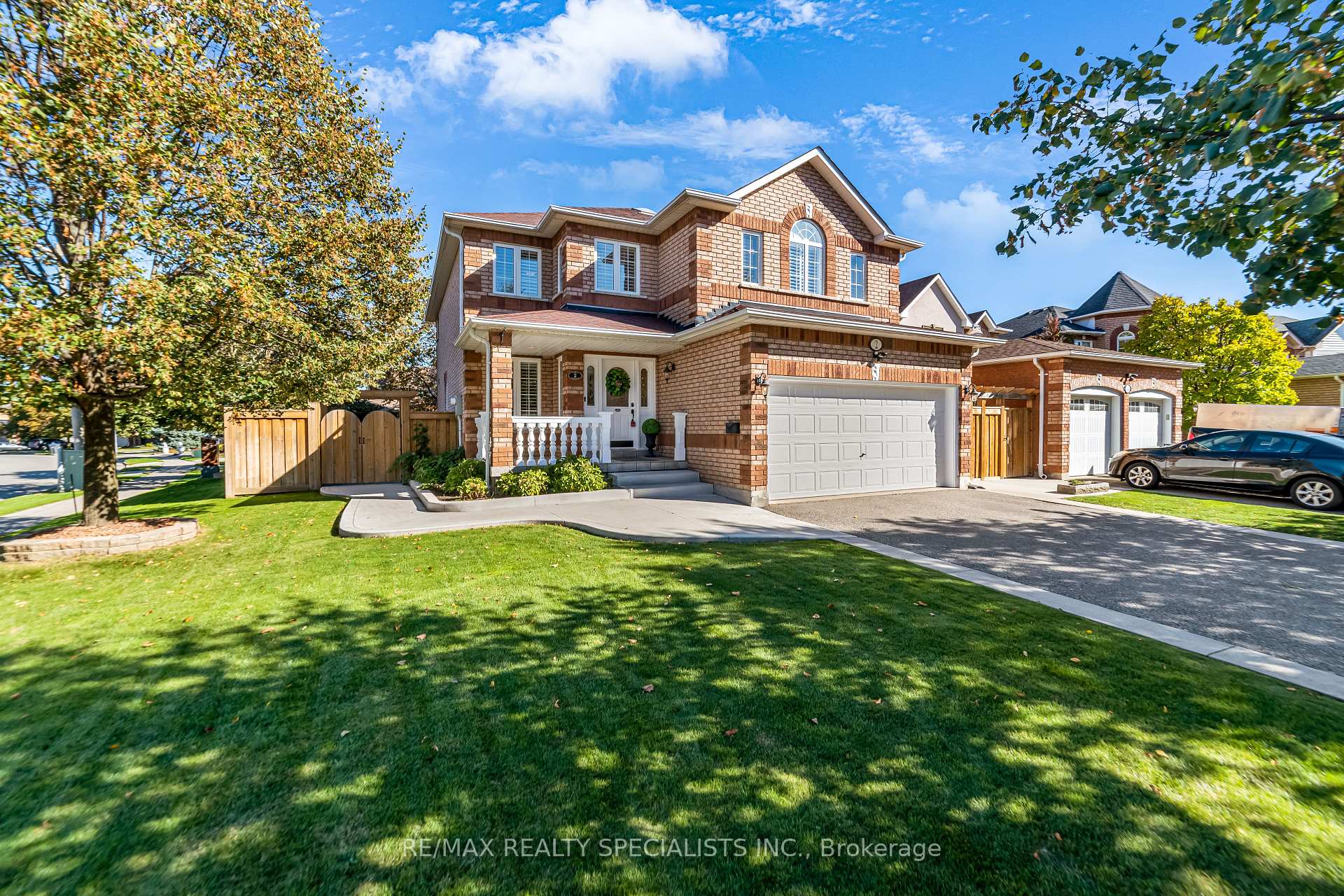 Photo 2 of 2 Torada Court, Brampton, Snelgrove — HOMEH
